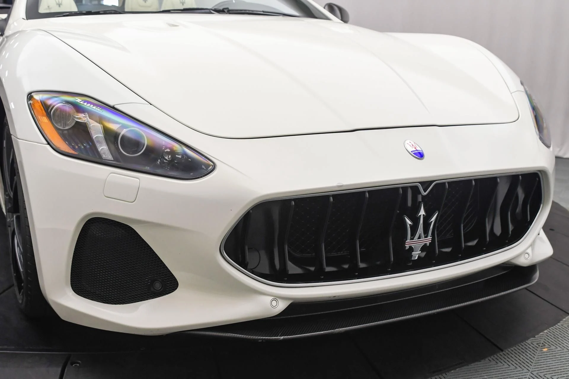 mph024_3834903353_Used_2018_Maserati_Gran_Turismo_Convertible_MC_1755159370_4be8cb1492