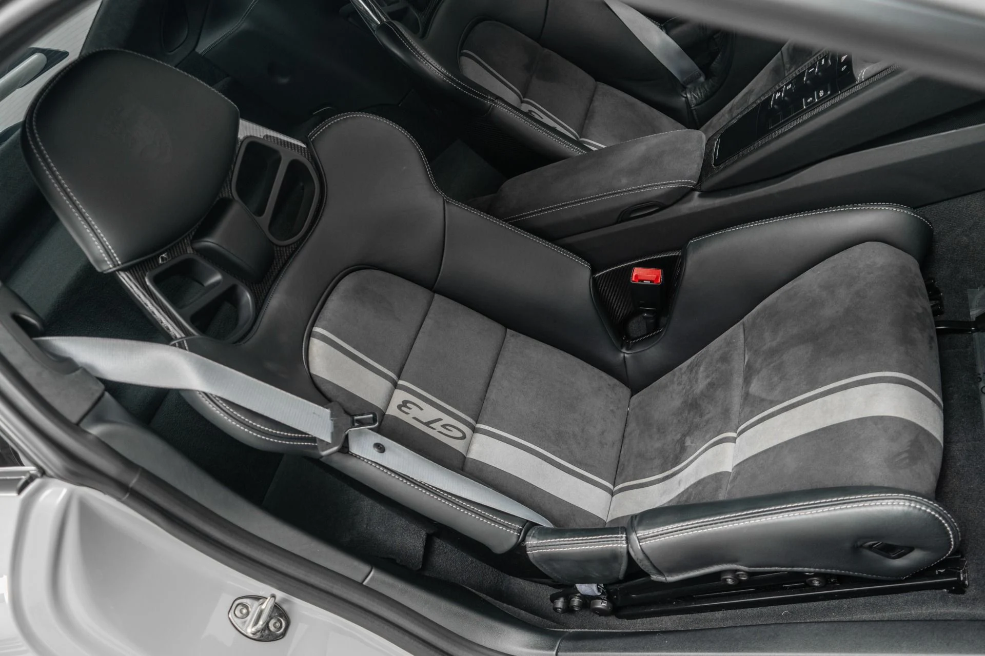 mph024_3835899522_Used_2019_Porsche_911_GT_3_6_Speed_Manual_Carbon_Buckets_Extended_Leather_1779893213_c3c97bbba3