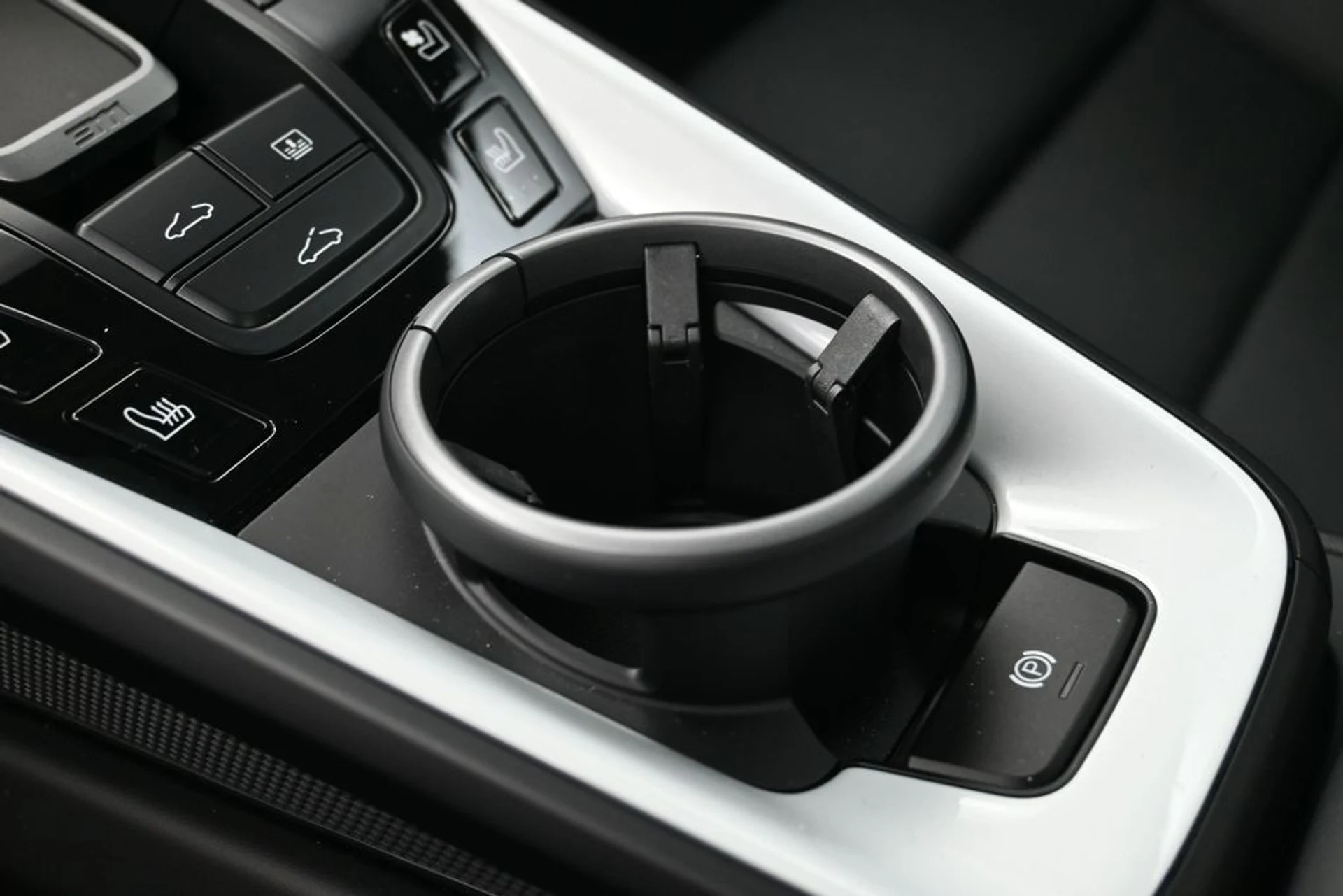 mph024_383855494_56f841cb2ffeb5791a7e8eeb25e1bf6cx_d352aeff2e