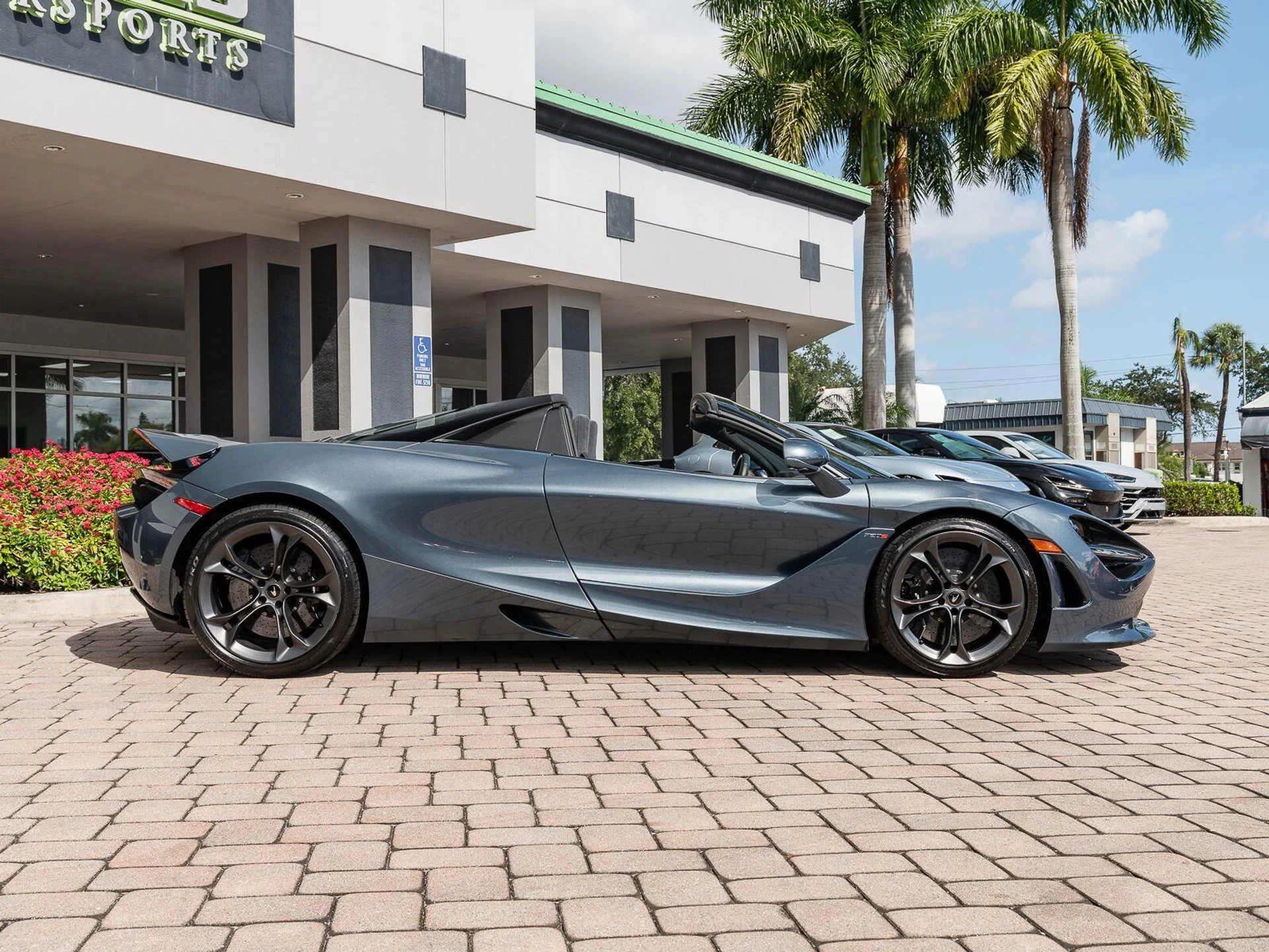 mph024_3839839108_Used_2020_Mc_Laren_720_S_Spider_1787936635_b26e6c24ae