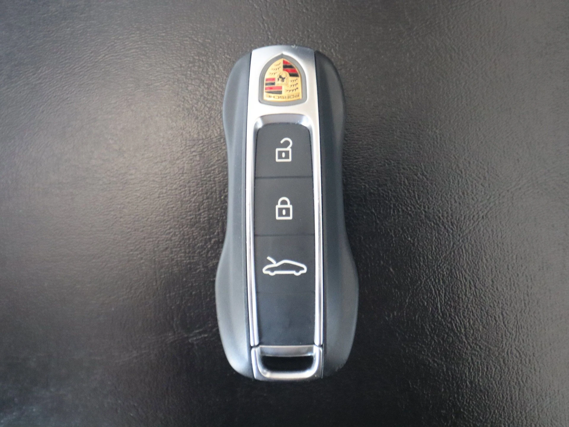 mph024_3840548532_2c8d3797d15abc64284f5020f0d4063bx_933a9d4705