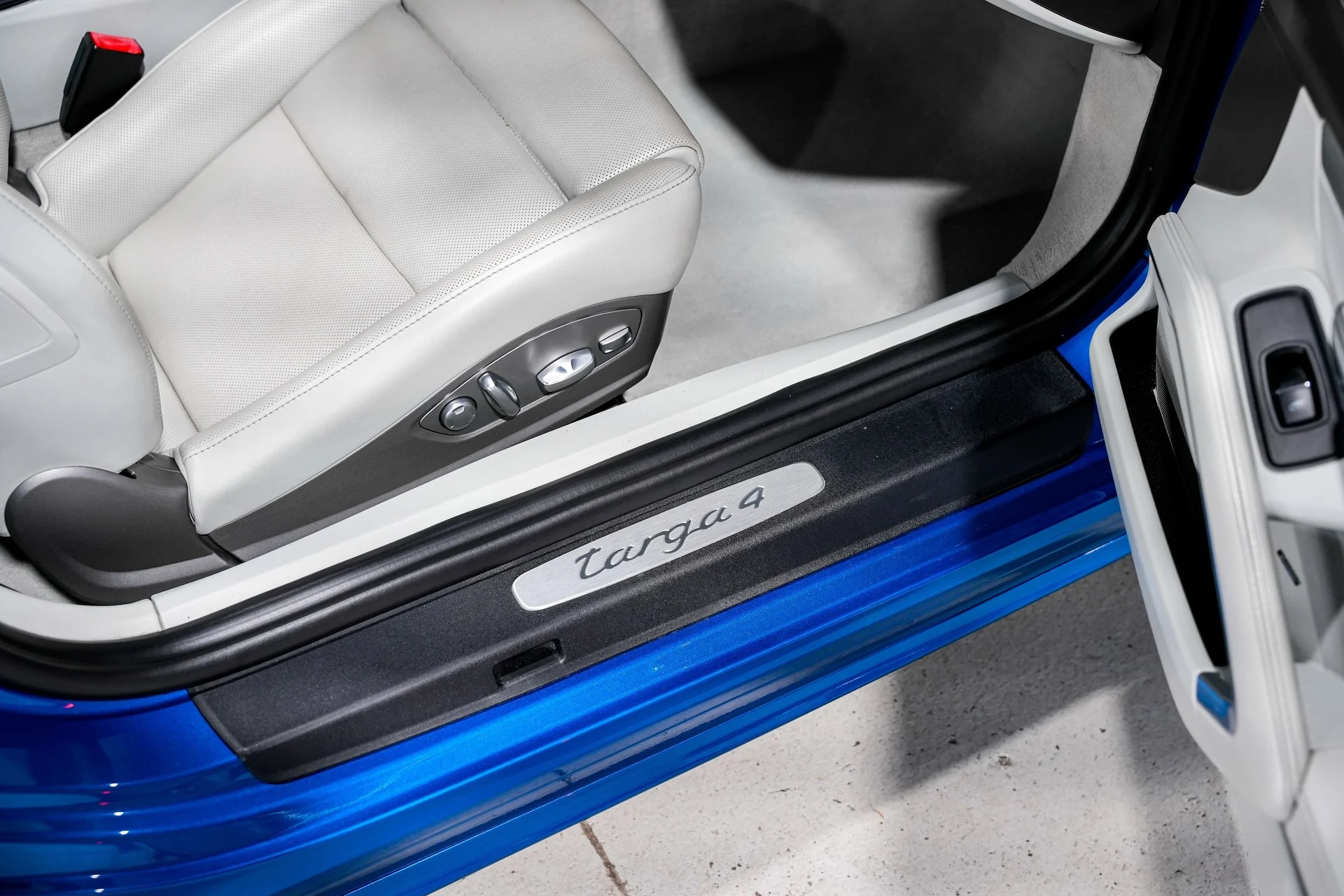 mph024_3845395141_88280a44b66d19fbe1eaf8a9e1cd0575x_484dca06c6