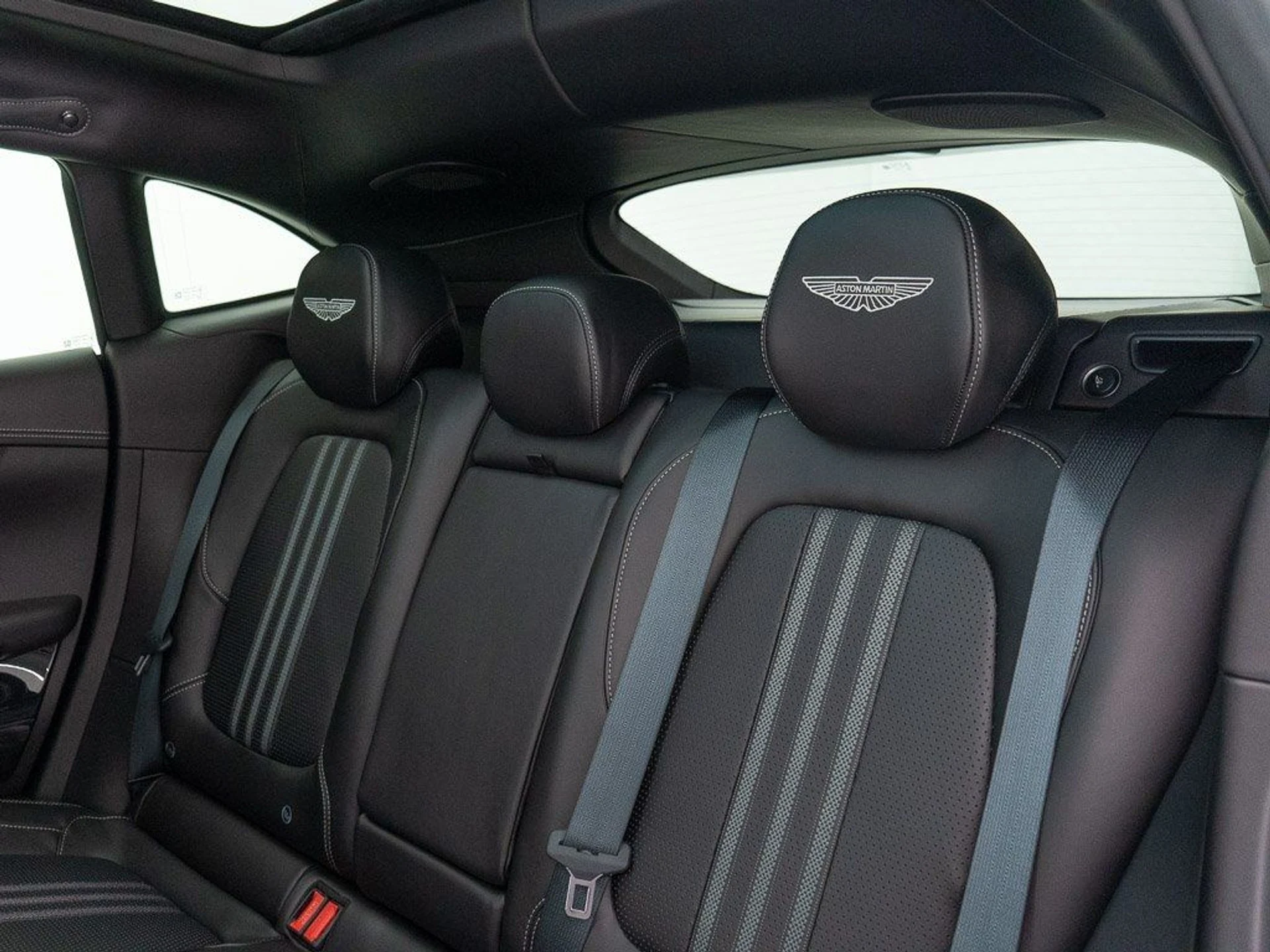 mph024_3860175547_068fd11cbb849440aa5eda4d4a489011_25a8d89845