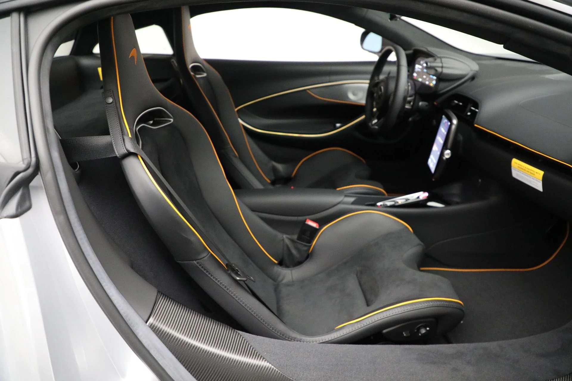 mph024_3865182279_Used_2023_Mc_Laren_Artura_Vision_fdcebc4b9c