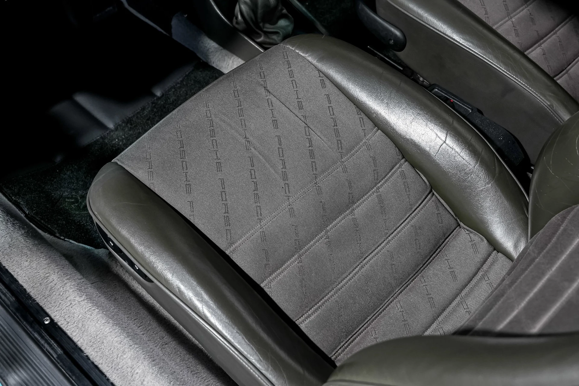 mph024_3868765995_8437b0d7aba90a00d6e42b2184730d6ex_18a44fed48