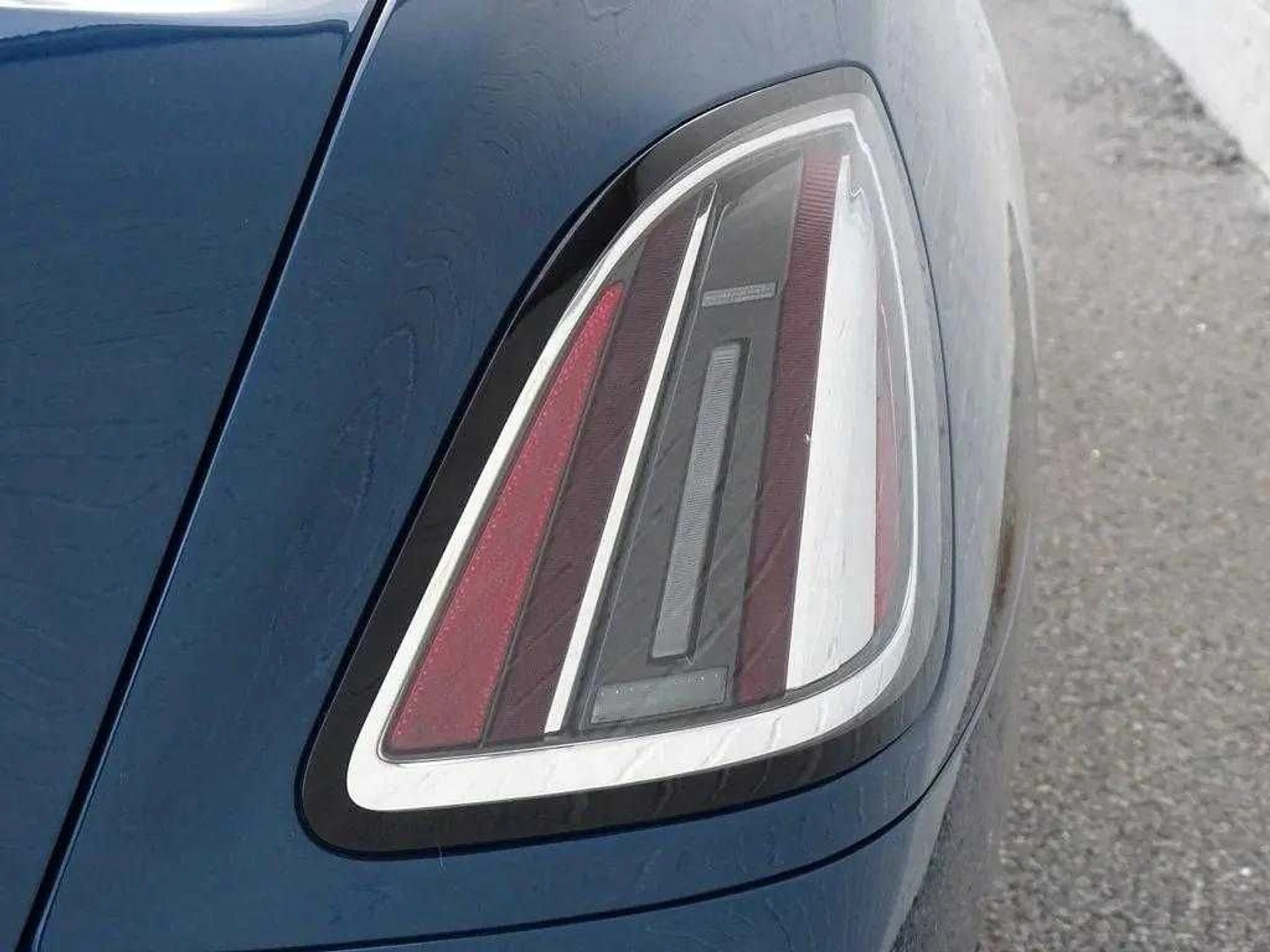 mph024_3880935286_68a30b22406ba290a27df8b170d1735cx_626283cd97