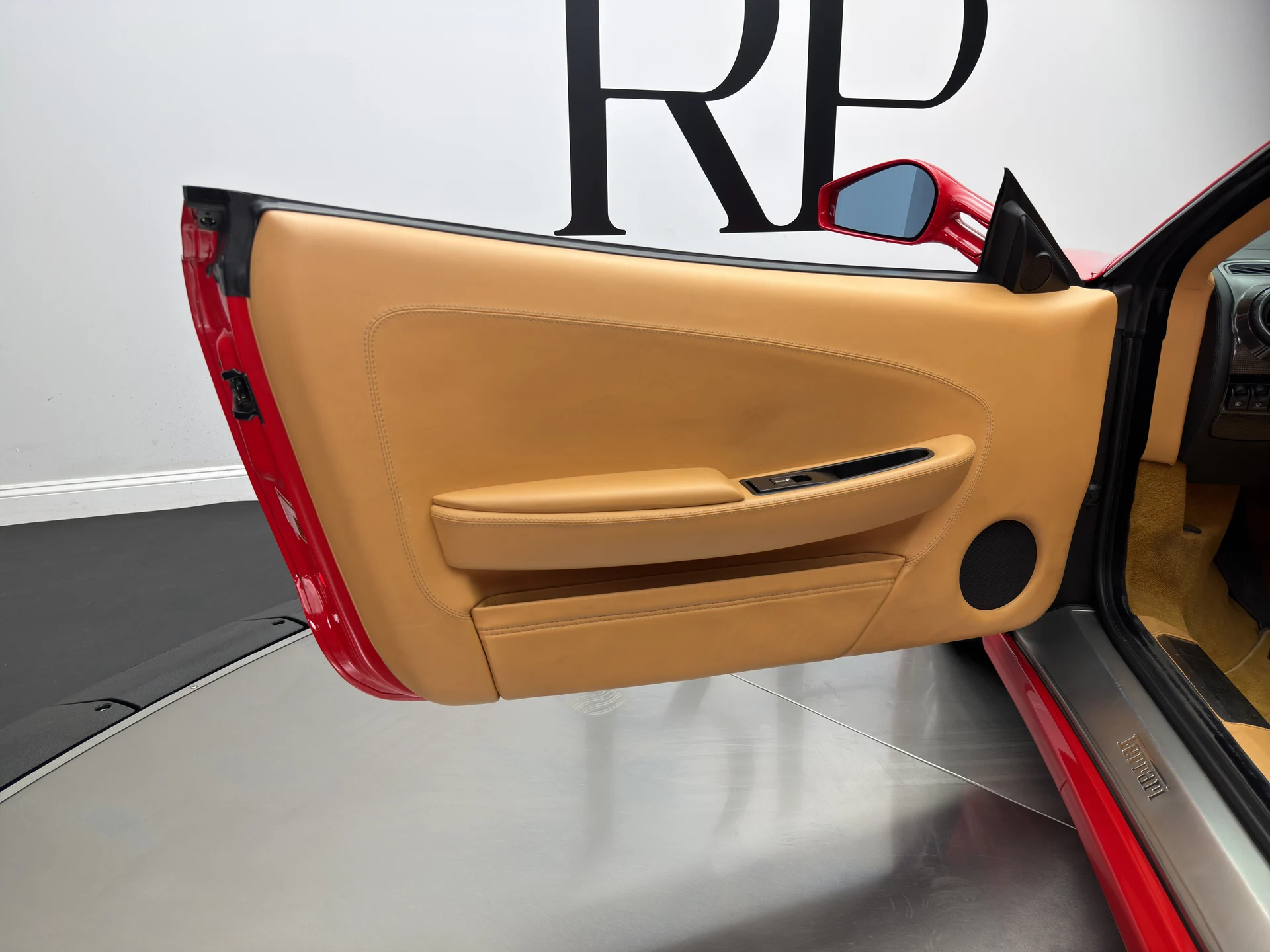 mph024_3890159592_RPA_3913_interior_004_6fc1359acc