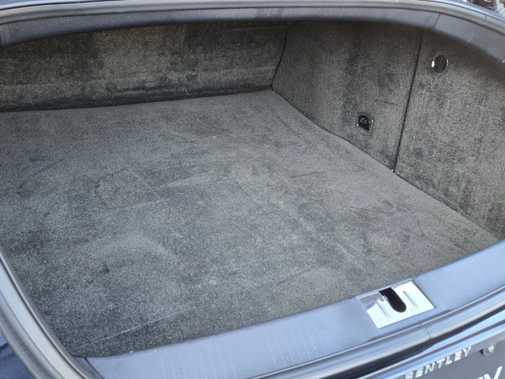 mph024_3891111498_029ba83e48fc4924b4fc54ff471bb81bx_3f43236dd9