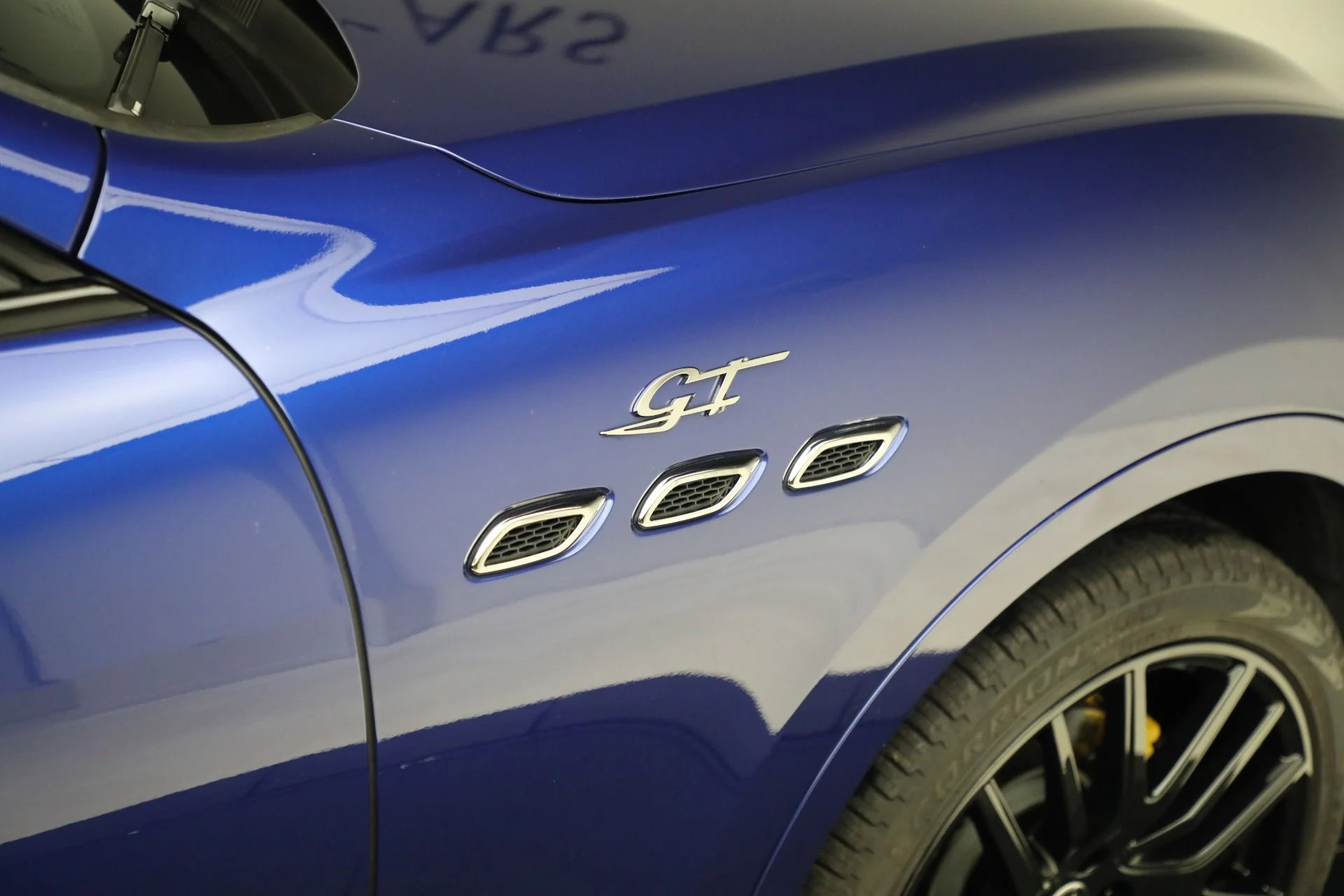 mph024_3896500717_Used_2022_Maserati_Levante_GT_1763842110_589614e883