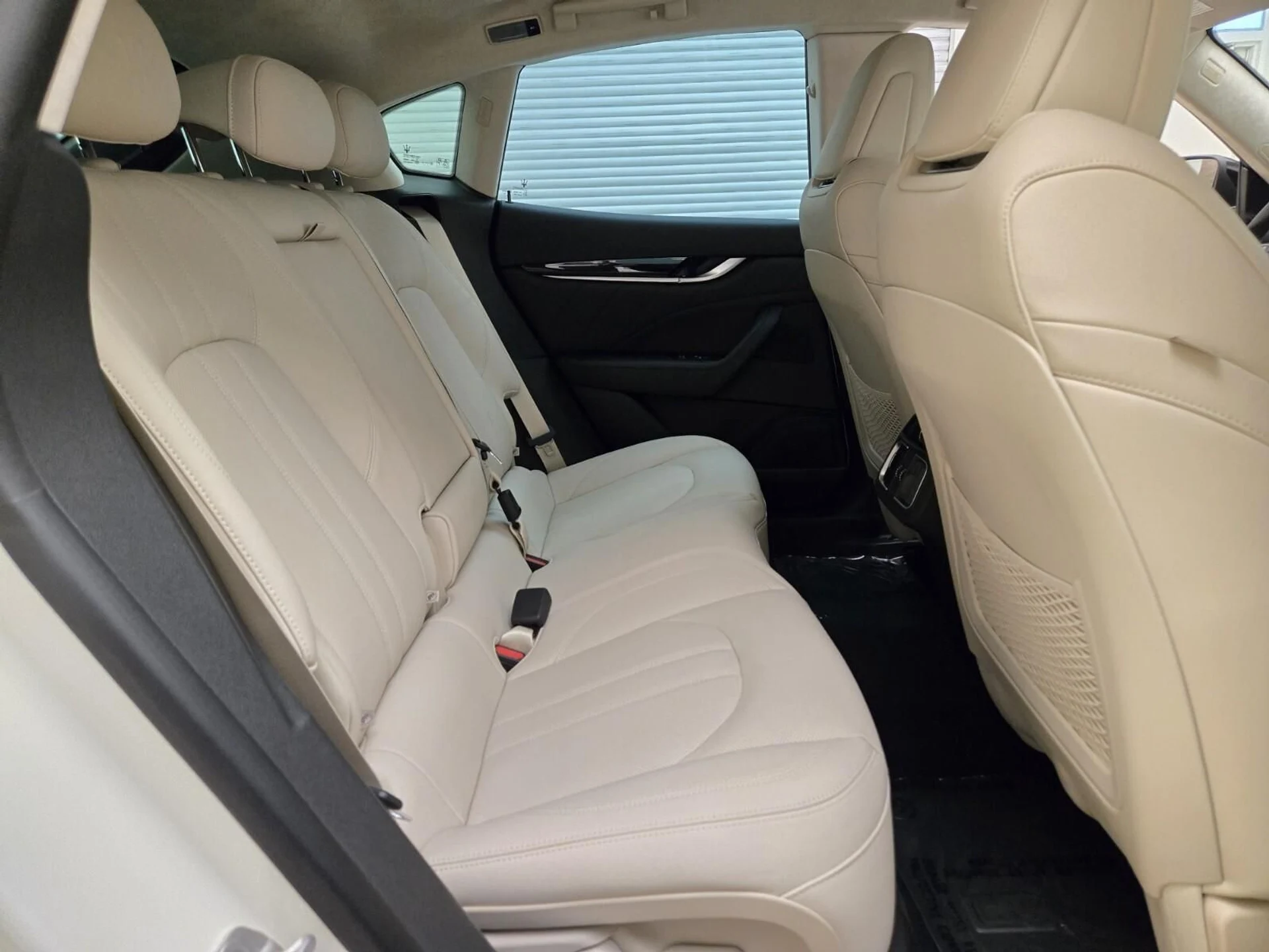 mph024_3896597057_Used_2023_Maserati_Levante_Modena_1791870036_559b918996