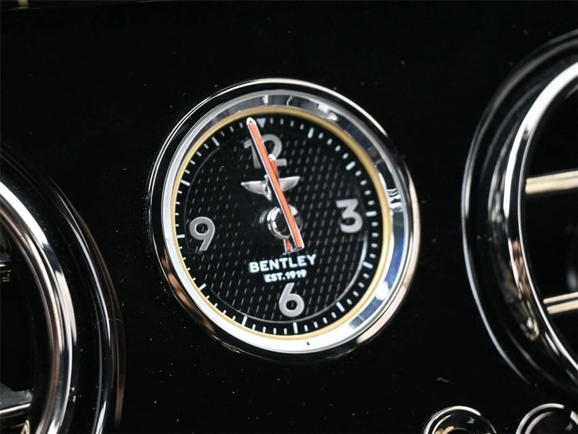 mph024_3909031120_c73db30bdb4f184100d302b368adc623x_22e2fecf29