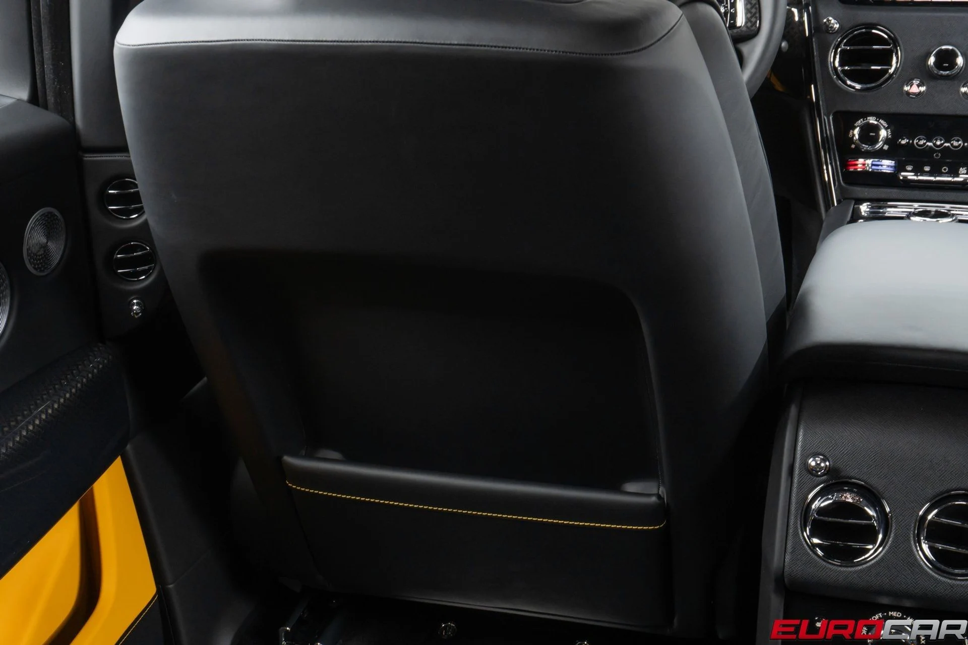 mph024_3910249370_image_25_df28cd4858