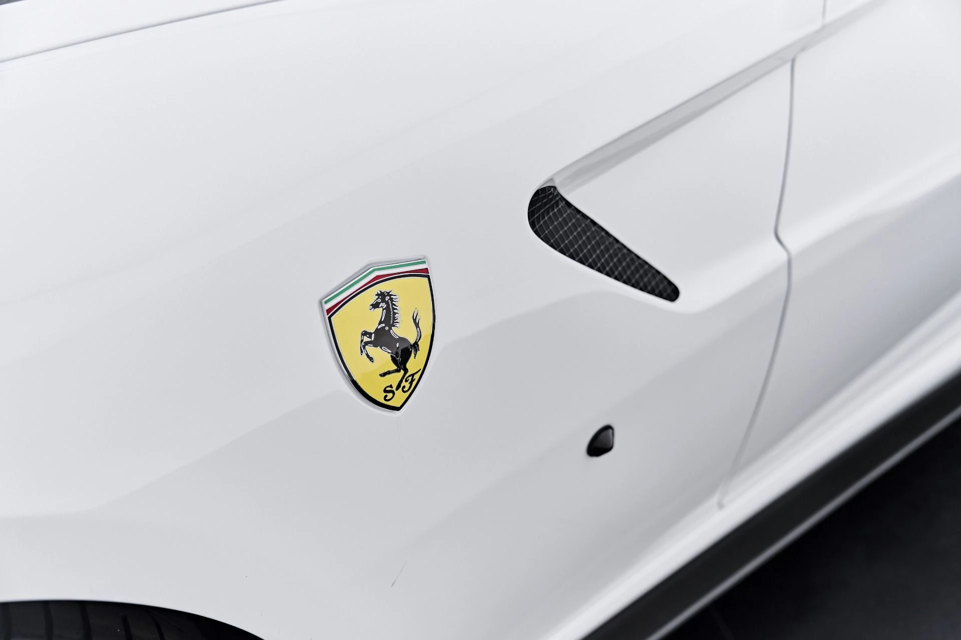 mph024_3910870085_Used_2009_Ferrari_599_GTB_Fiorano_1790619493_331896d2fb