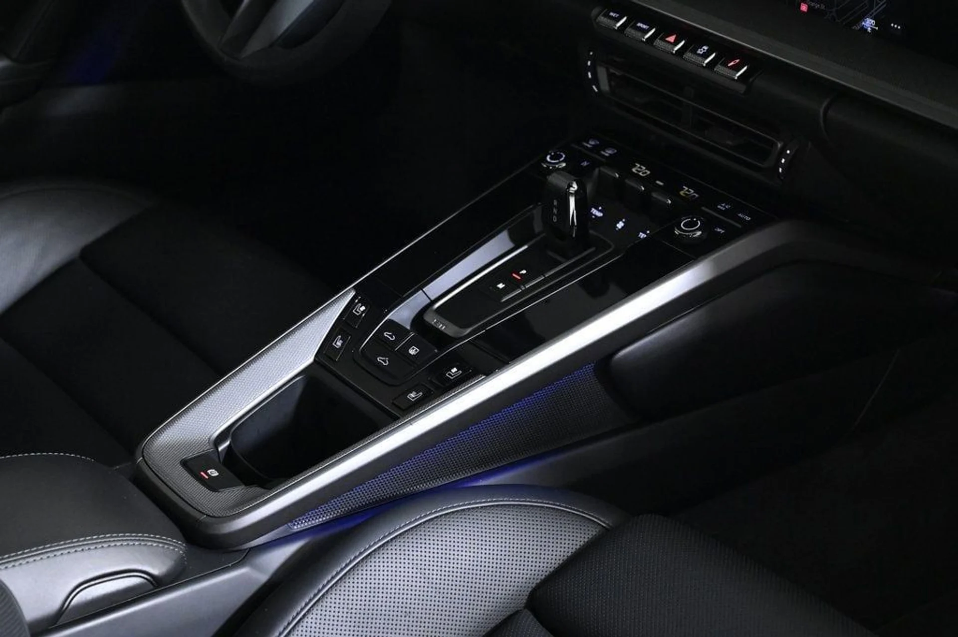 mph024_3916810683_4902cd7f40244b14bdef2b3969fa42d6_5401df57ef