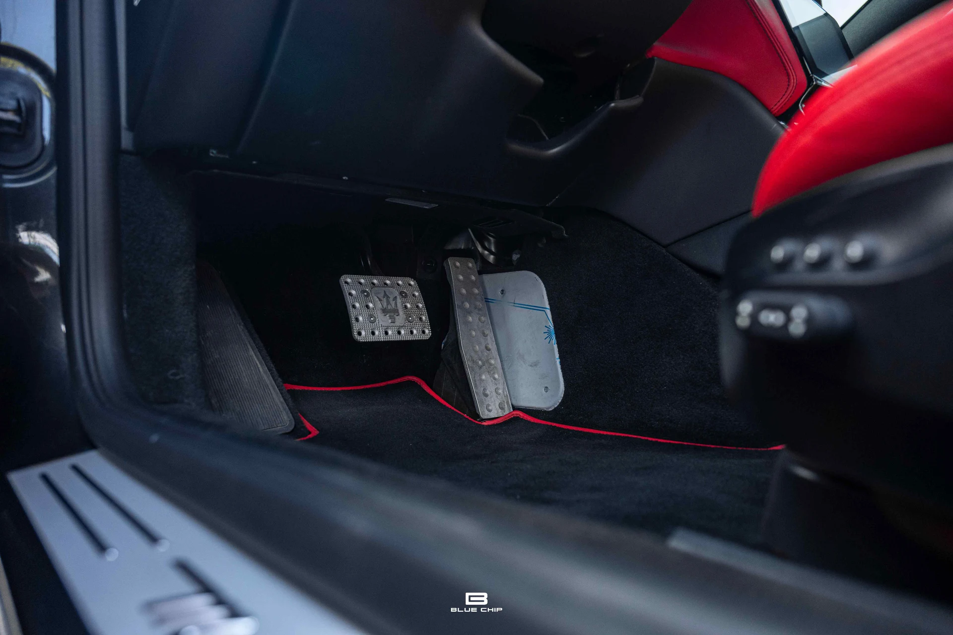 mph024_3919583338_6a6d22407bc78fb6ebf0fd81_23801_202018_20_Maserati_20_Granturismo_20_Sport_25_673ee256b0