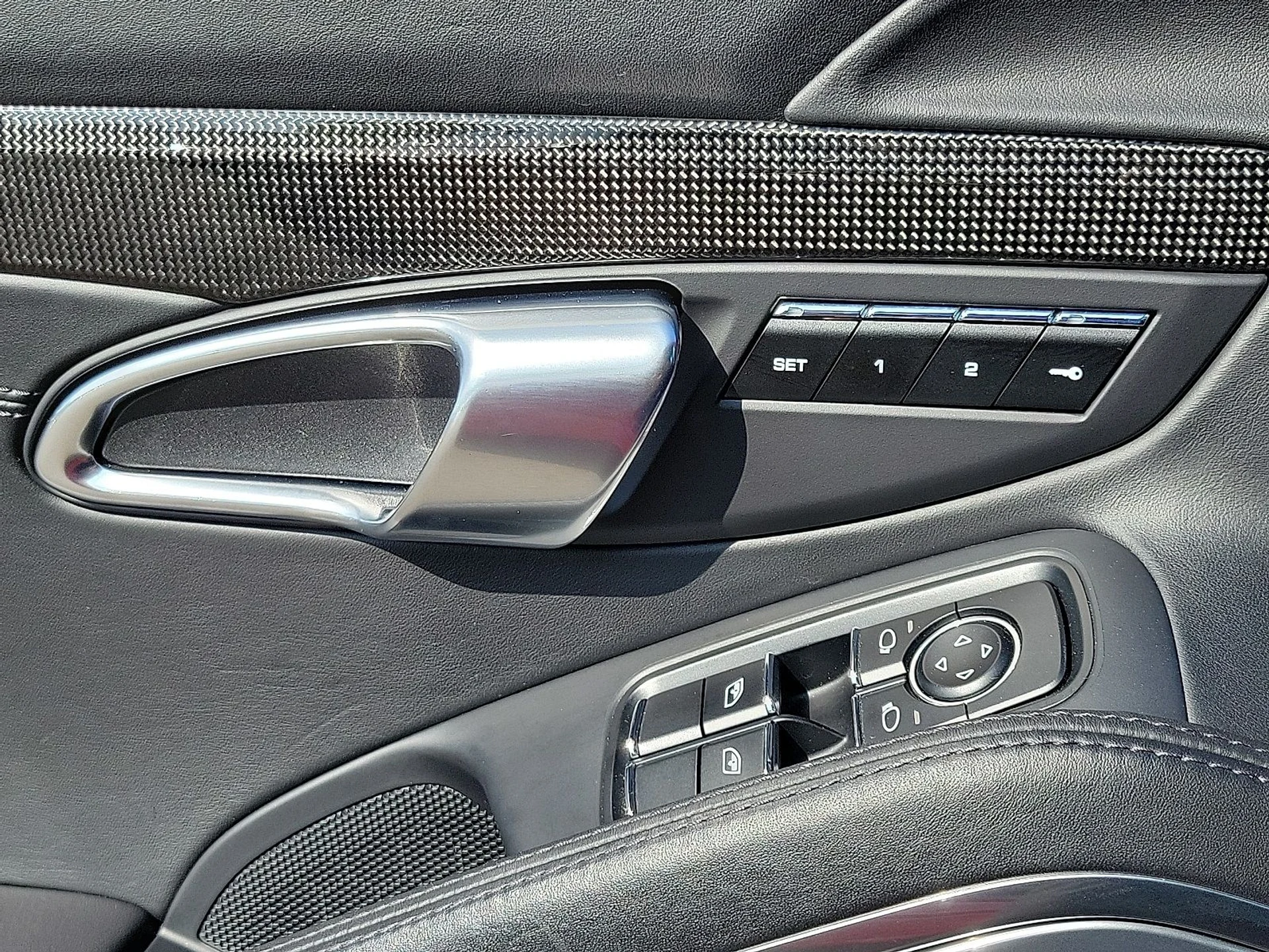 mph024_3926973429_f8d91a650a639e3d8890b8f2b363ea05_dc6ee004a9