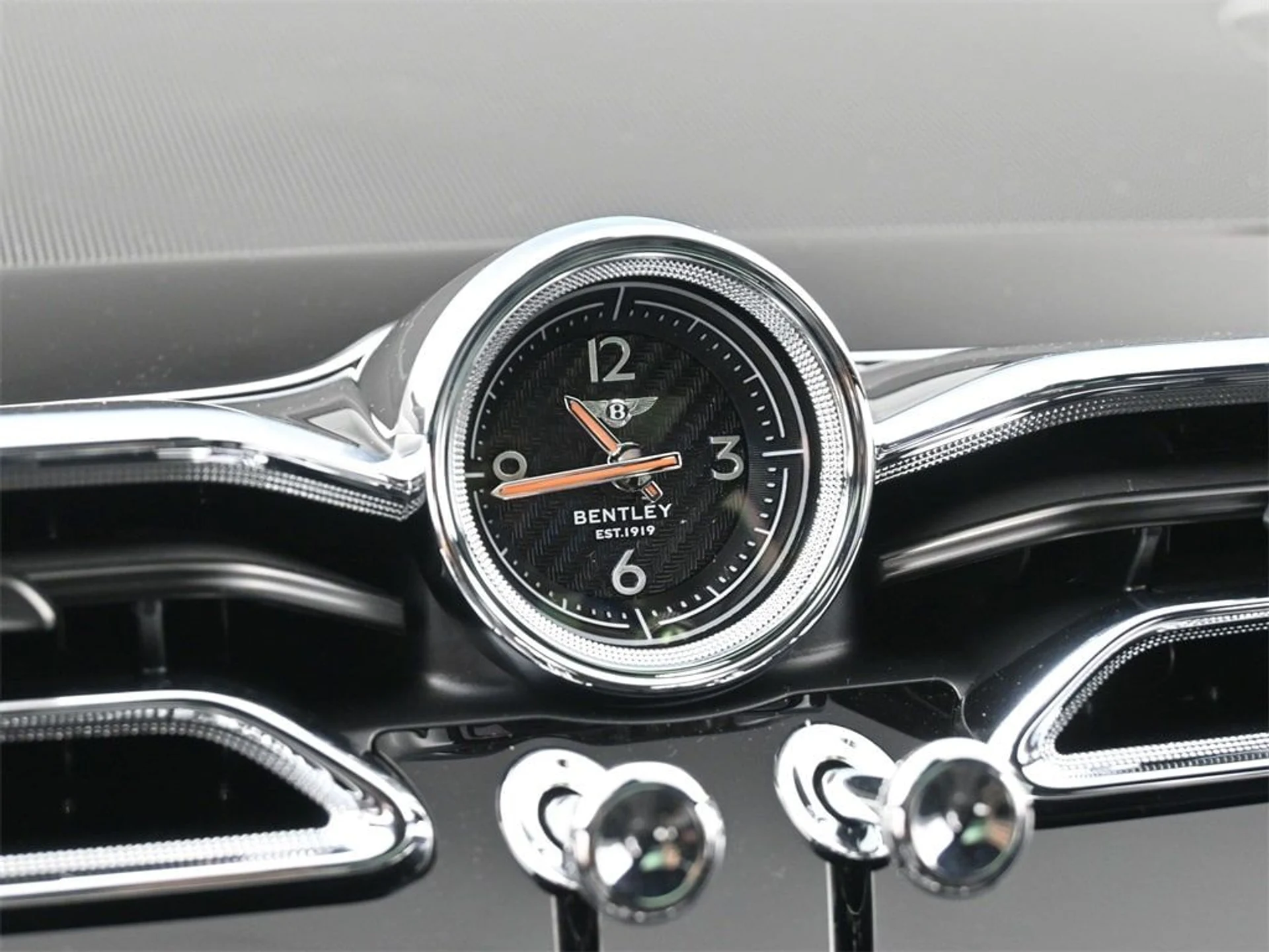 mph024_3932785908_4f8c6d49dc5c321176cb94eeecadcb9dx_f784415a47