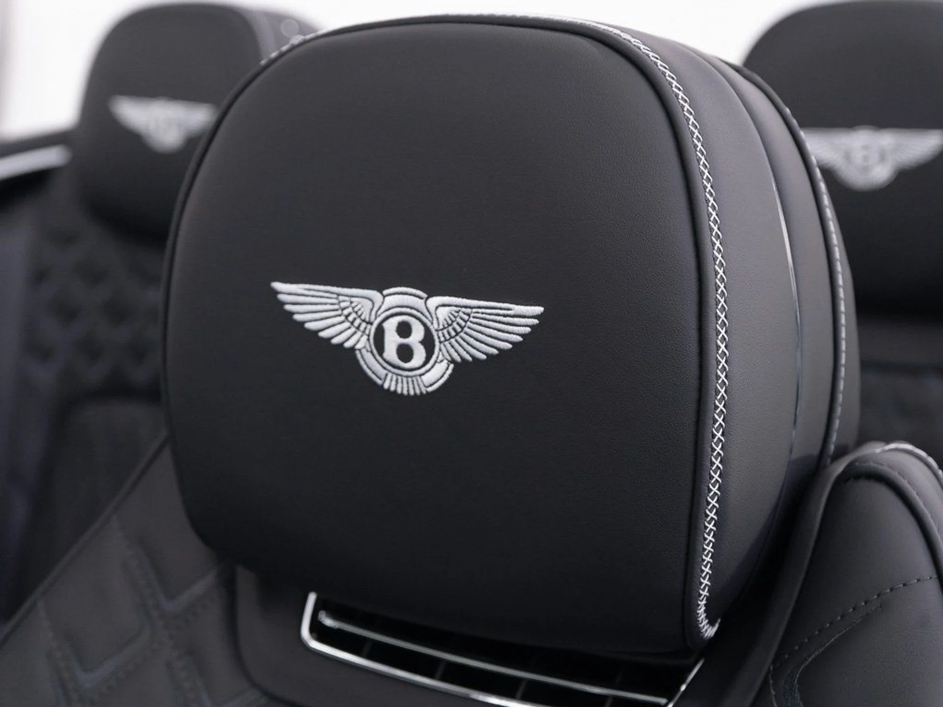 mph024_3935244913_c79528e06da6e7f9f1e0d09fa93110e8_3080dc0cd7