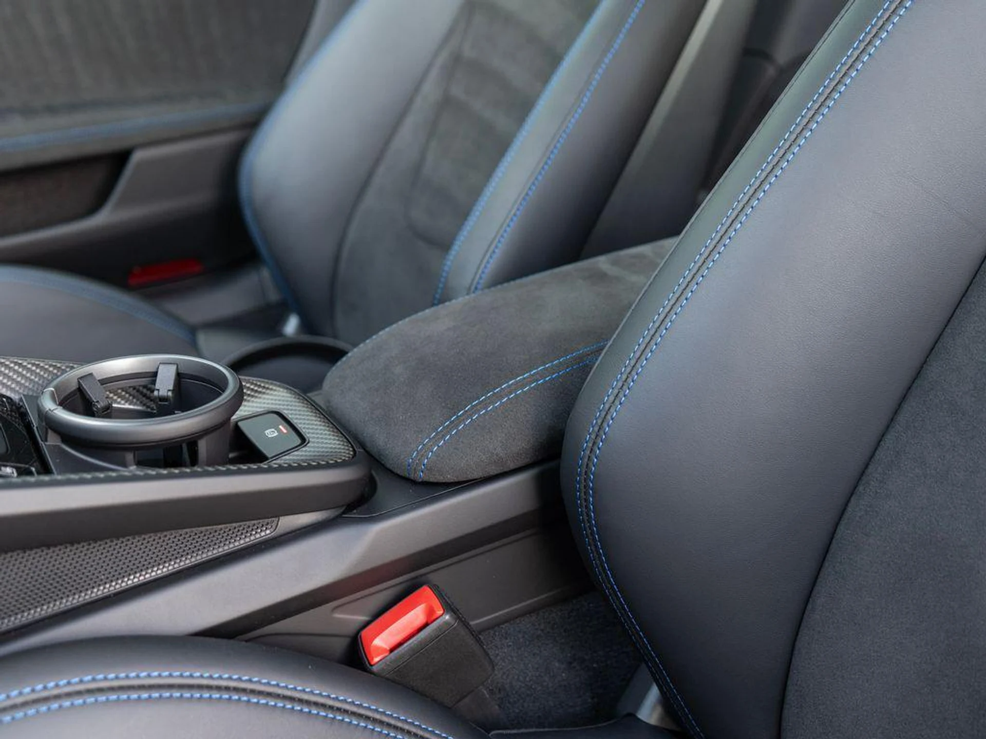 mph024_3935358612_t_Q_Gtc_Lhon_V2g_E6vg_L_Wkq9_W3_SJQ_905b5329f8