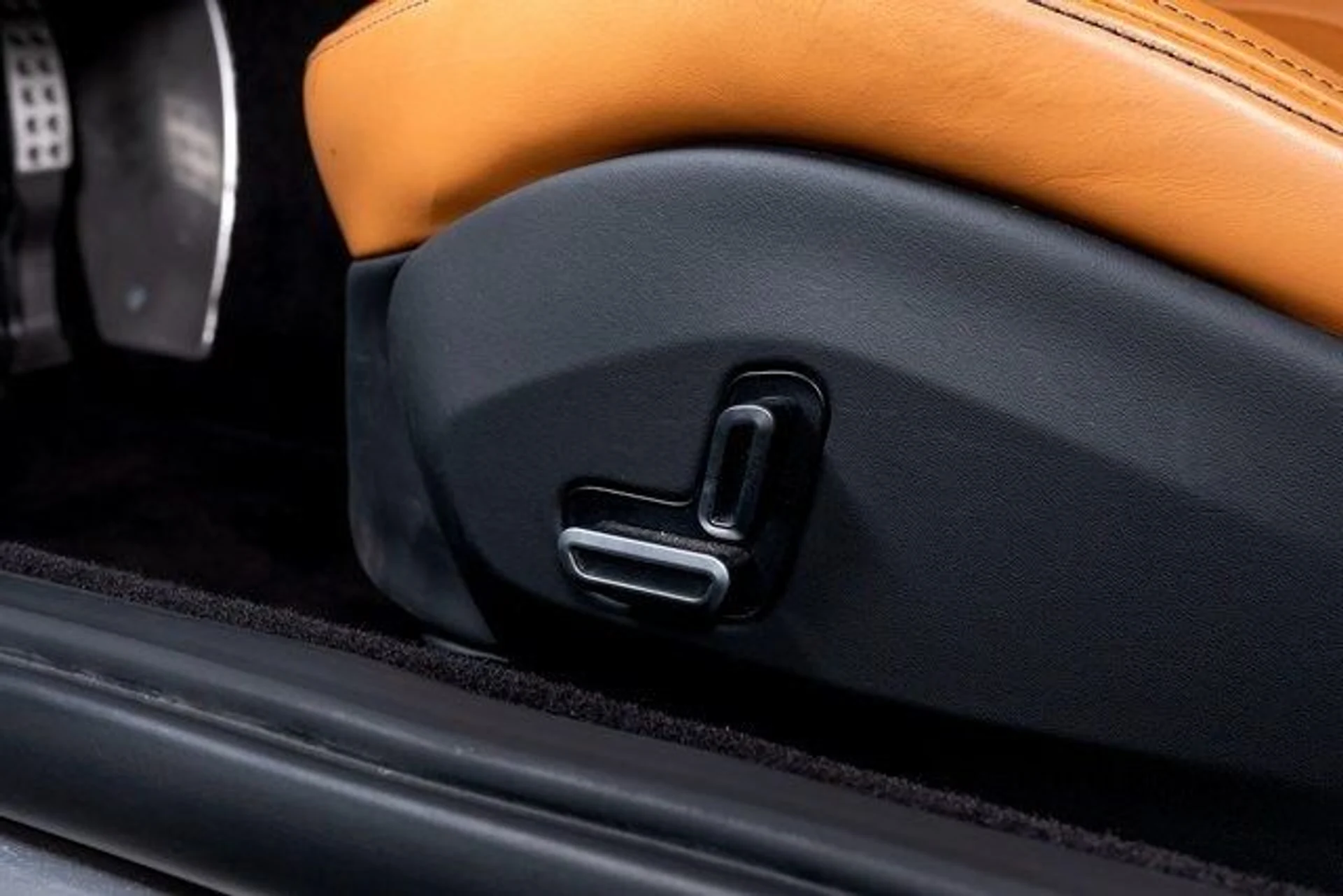 mph024_3938669865_37d75a8e51d3b280a768fec0d445e299x_bbc3abede5