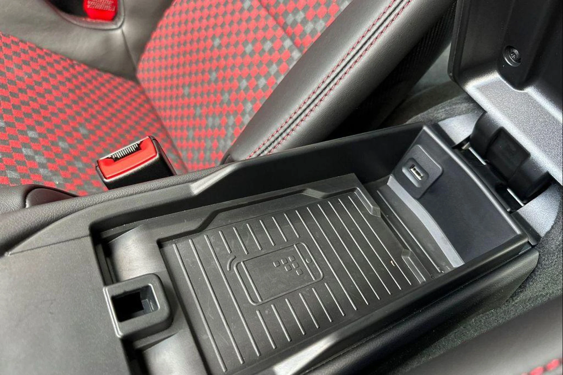 mph024_3940645366_Fn_PI_9_D_kz_TN_7kxwjxwk4_XTO_2na_Q_8768f5ab66