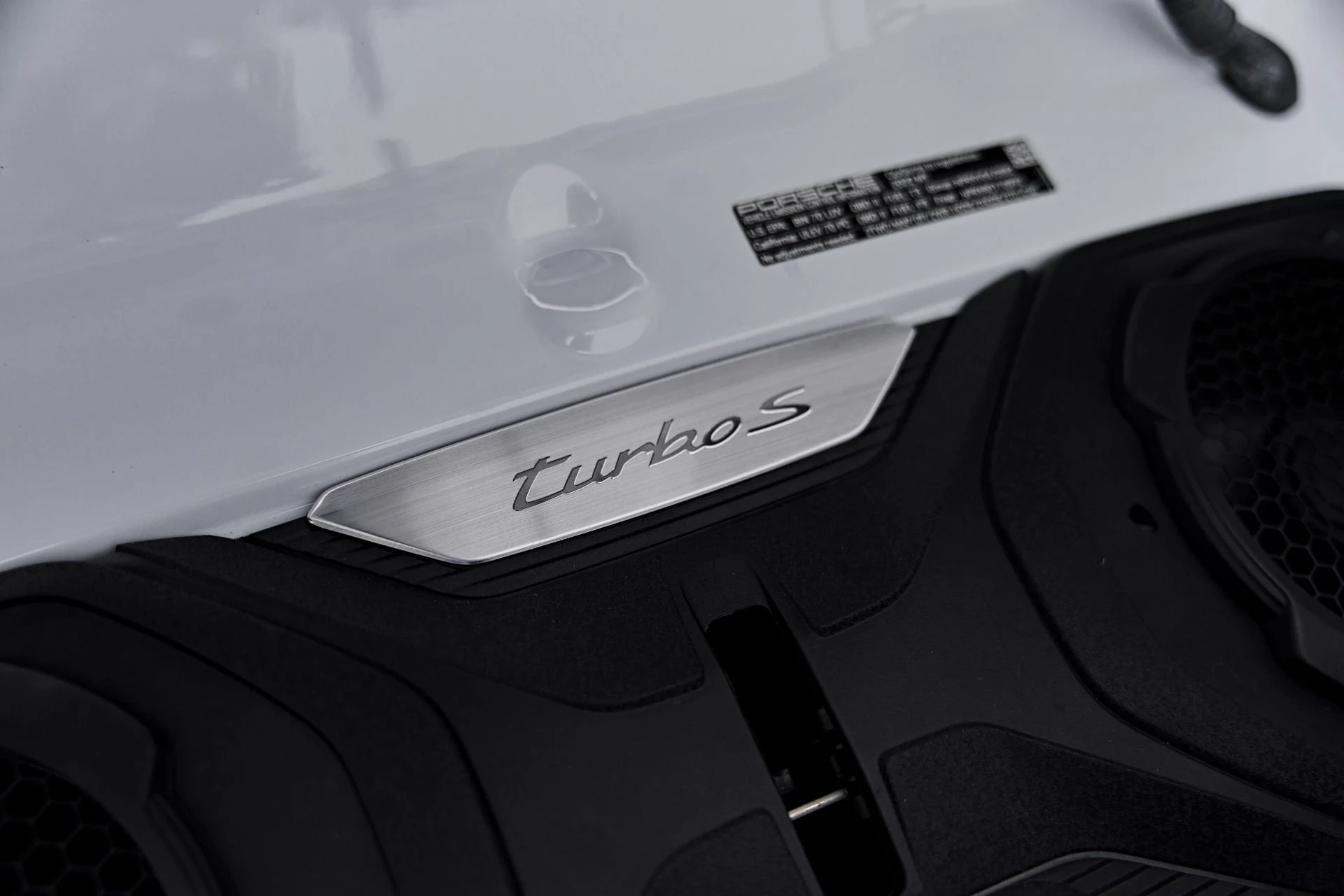 mph024_3942041110_Used_2022_Porsche_911_Turbo_S_1790299726_1b086d6267