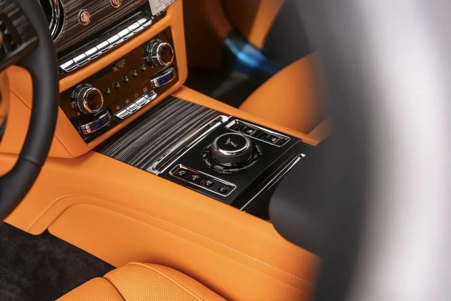 mph024_3952888282_d9335627ea5a405cad47246a92213376_c109135a15