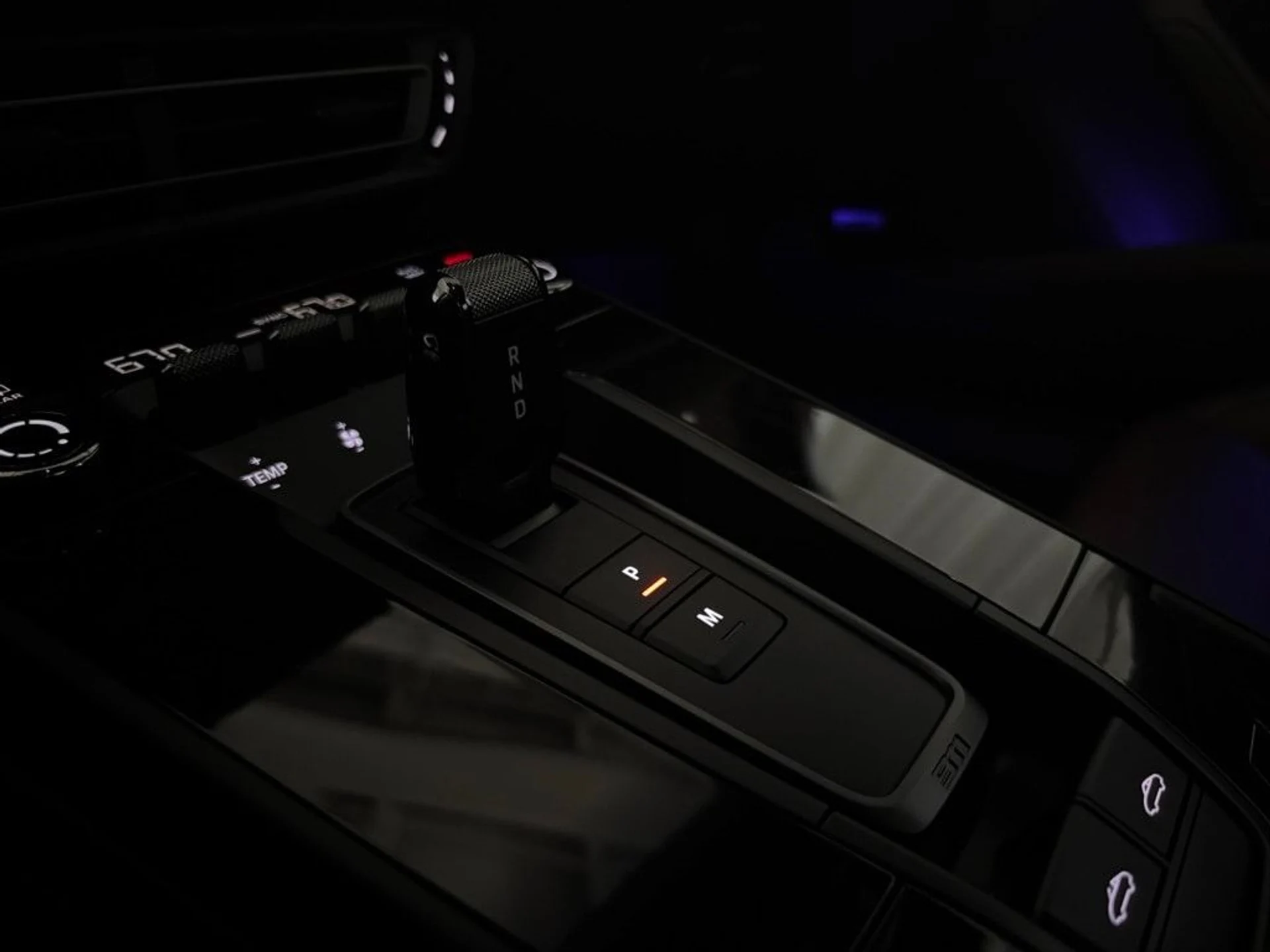 mph024_3954957356_0a3bae50f37708d89bd3999faac3ee8cx_3a07746ee4