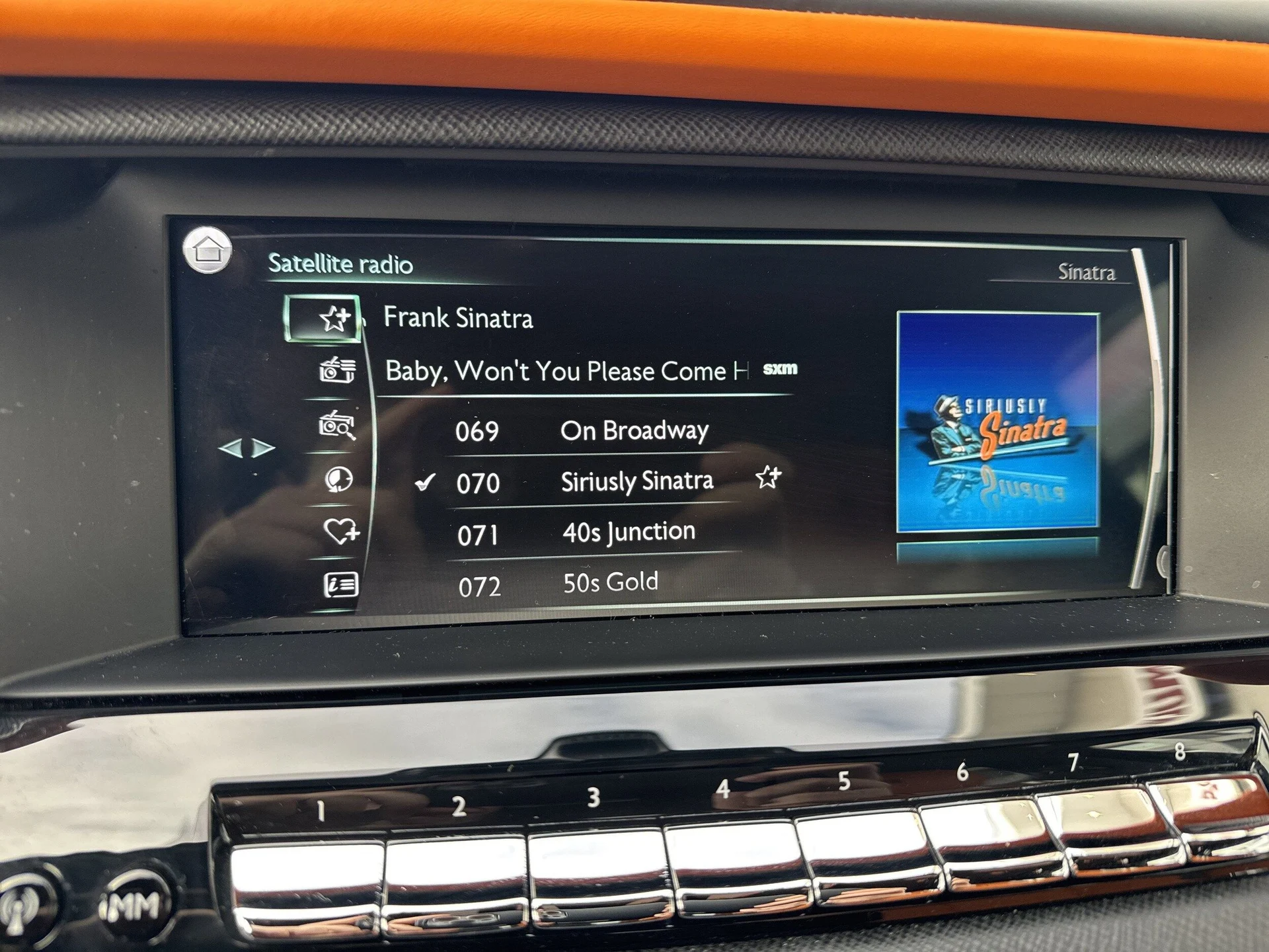 mph024_3959772041_1569b0f395f7f760f64c8b3ab3d77234x_3549d6a747