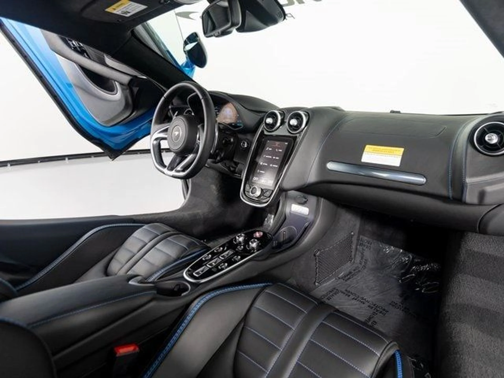 mph024_3968296779_649fd677c1349b69098333c3044e02adx_9e0e55daf8