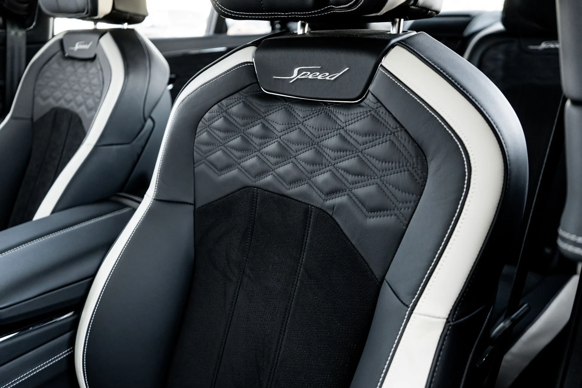 mph024_3968460885_4c301daf_0932_4c11_b2da_f8e11327baf8_584d44e494