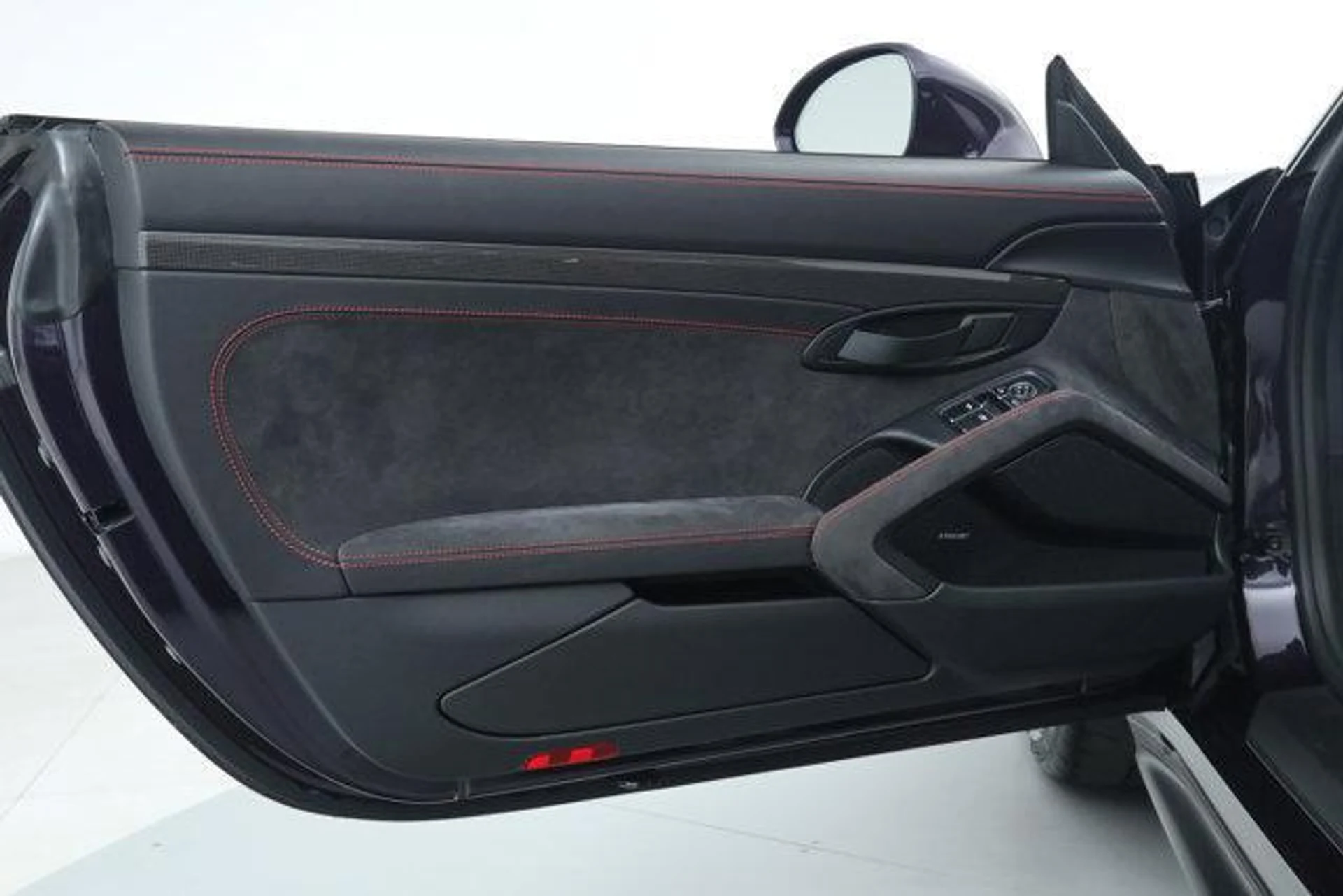 mph024_3969887877_vl_Uc2_T5je0_U1dz_Ww_Rz_BR_4_FSD_2fg_2952882042