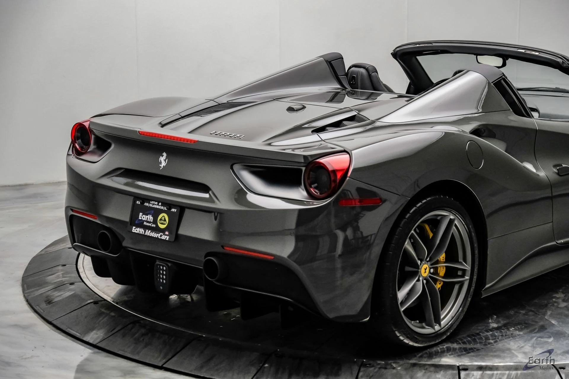 mph024_3972973210_614848f1be74edee5961a3b30ddc00c9x_cf2ca464c9