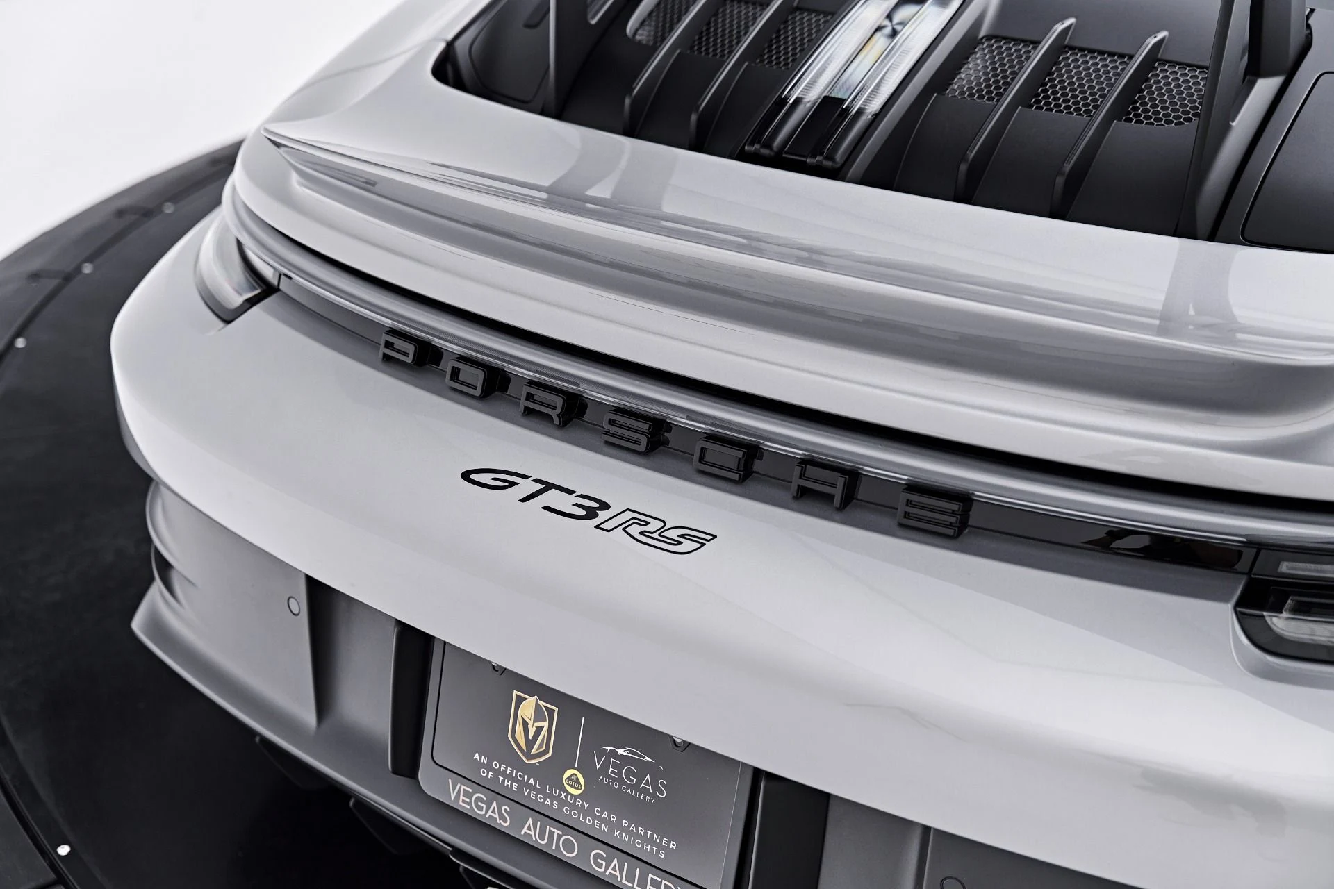 mph024_3976171200_Used_2024_Porsche_911_GT_3_RS_1789624411_f3758e4d49