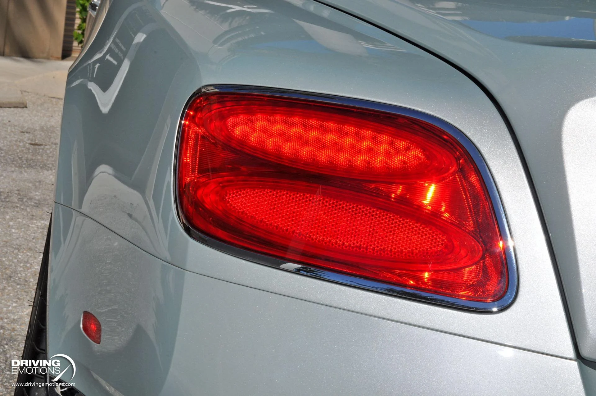 mph024_3979681796_886_p25_l_c9d5aab523