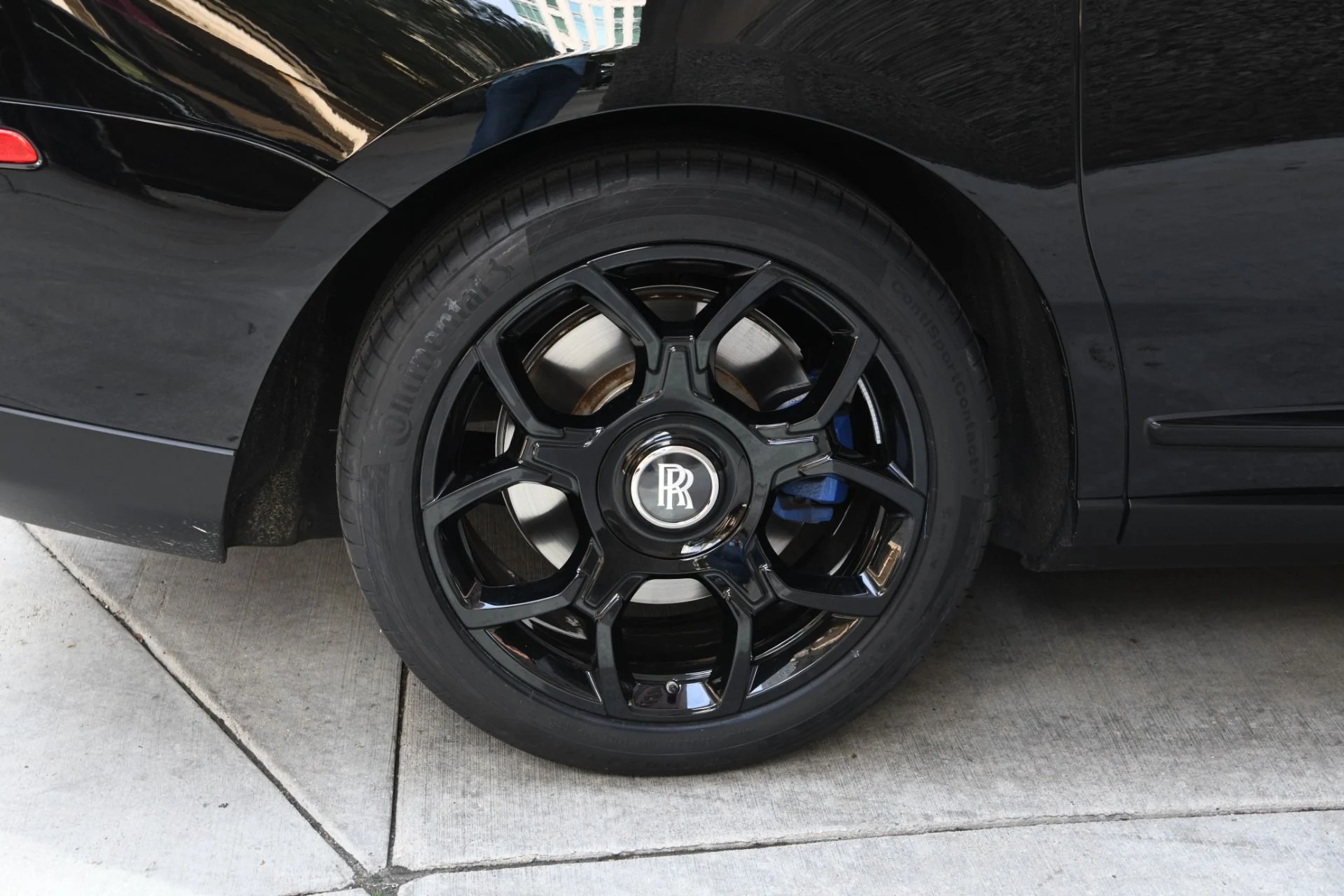 mph024_3982670316_11928_p26_l_5a26e94cf2