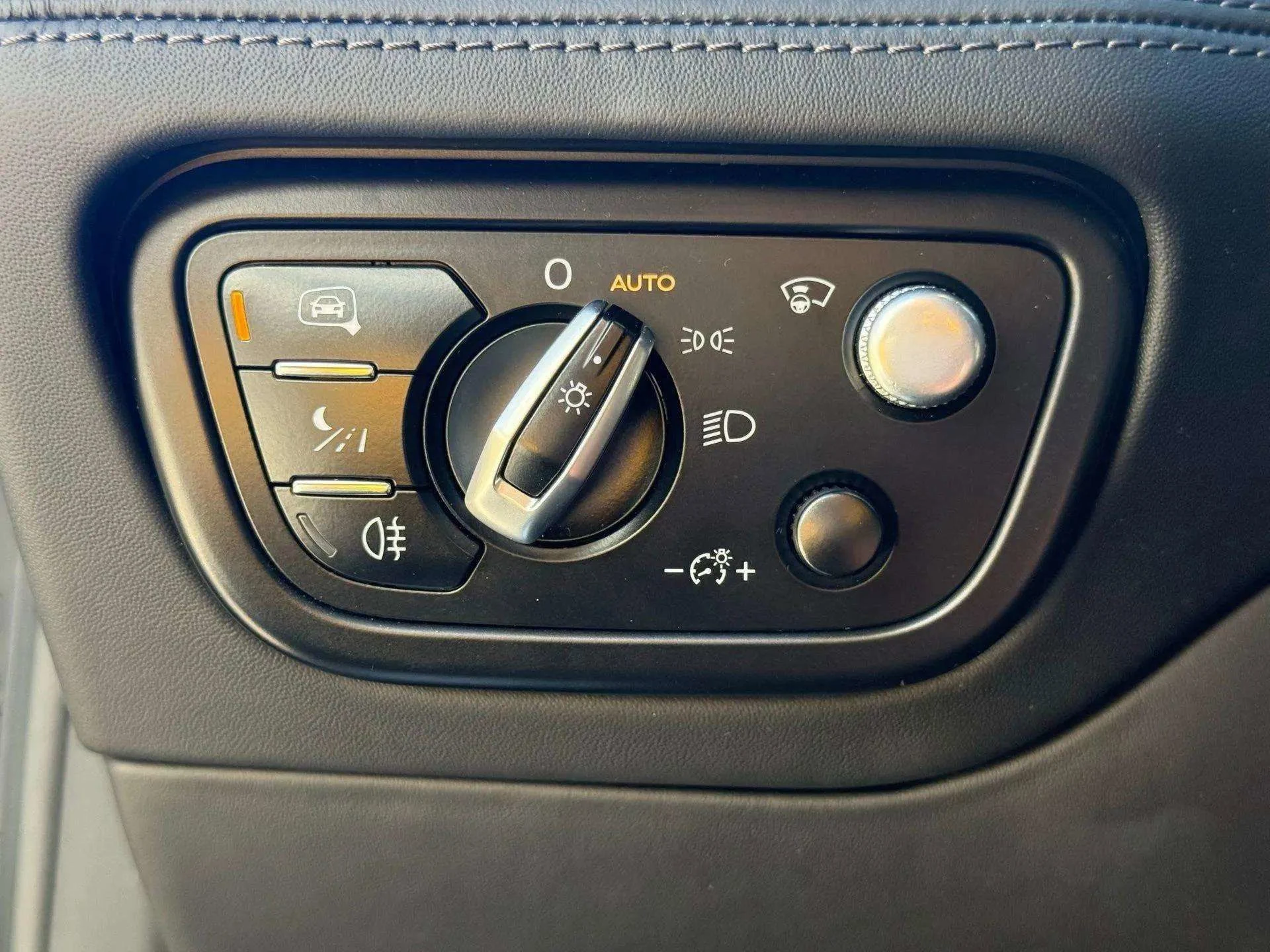 mph024_3982785433_afd36beb89cc4acfadb392efbeda5102_ba37eaa1ff