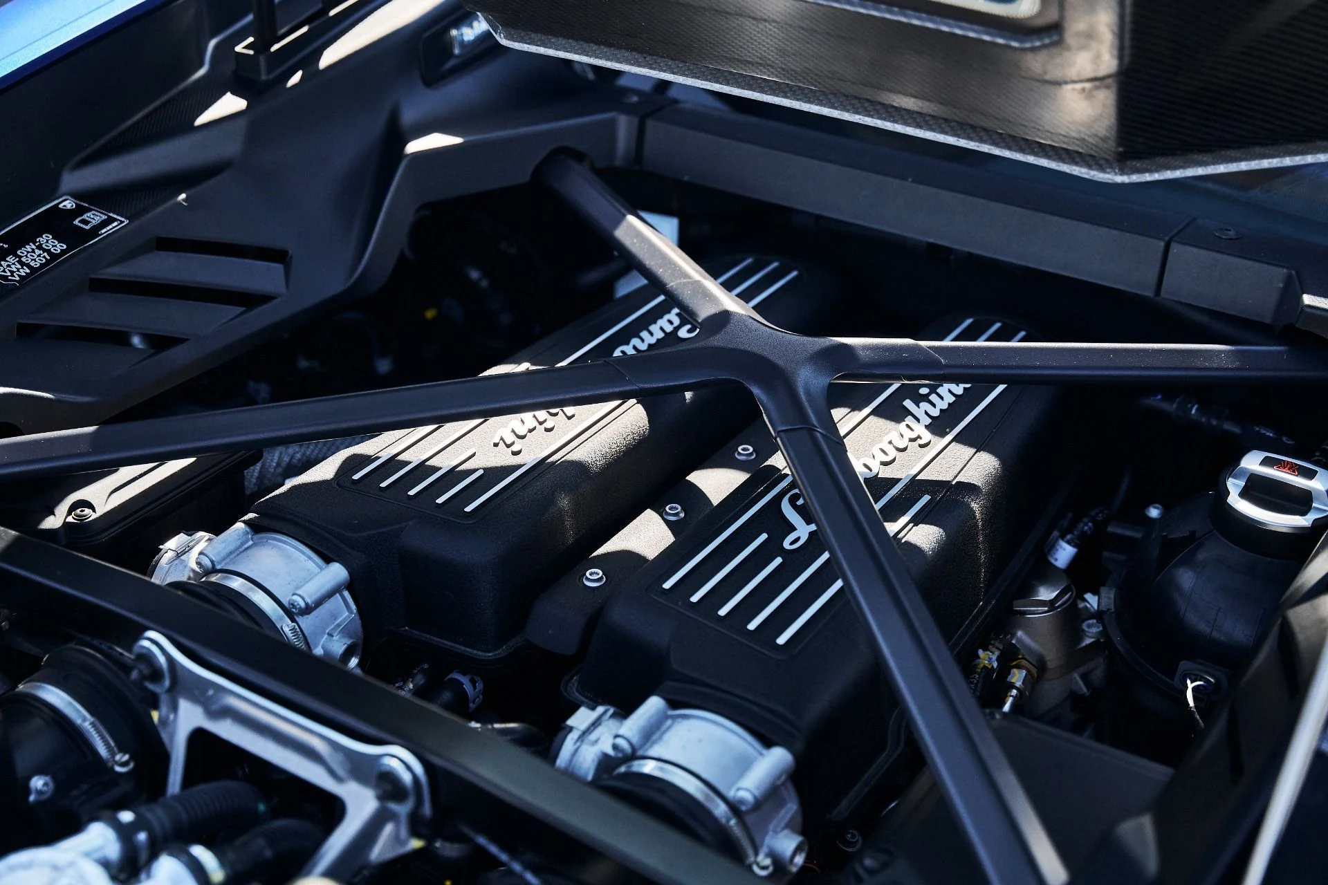 mph024_3983994986_Used_2023_Lamborghini_Huracan_Tecnica_Base_1774403163_288b8b3dee