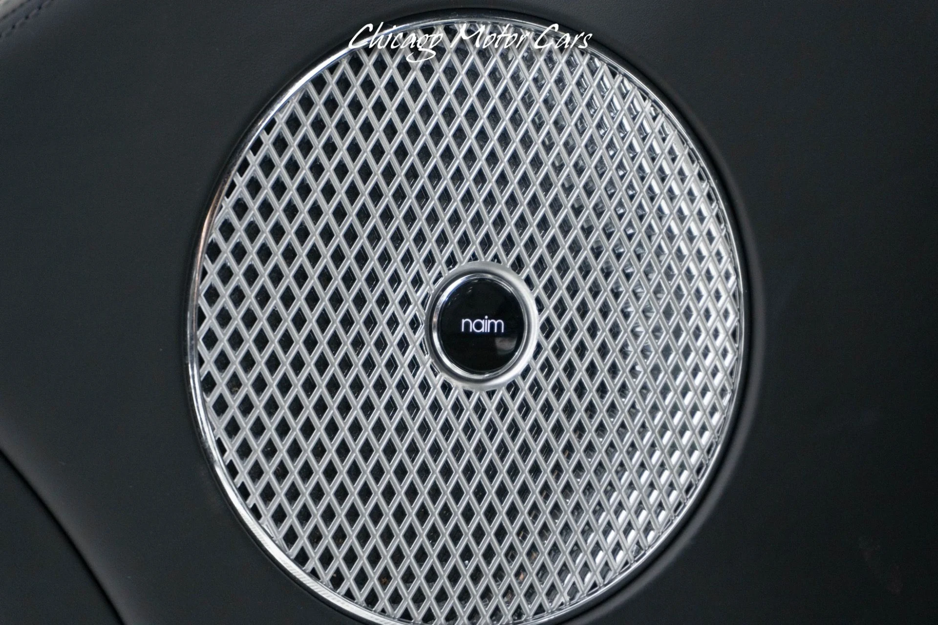 mph024_3990922261_13453_p25_l_27c2b2d93c