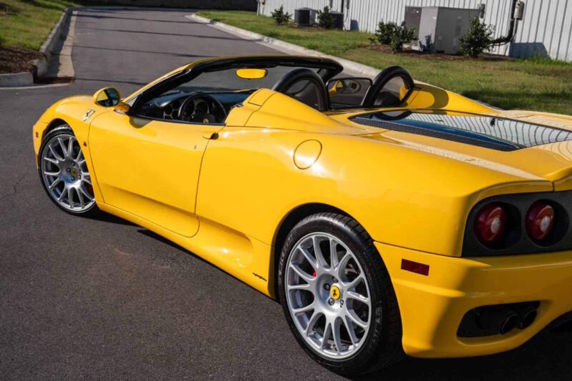 mph024_3992648333_2002_ferrari_360_spider_base_2dr_convertible_6e912d8fcc