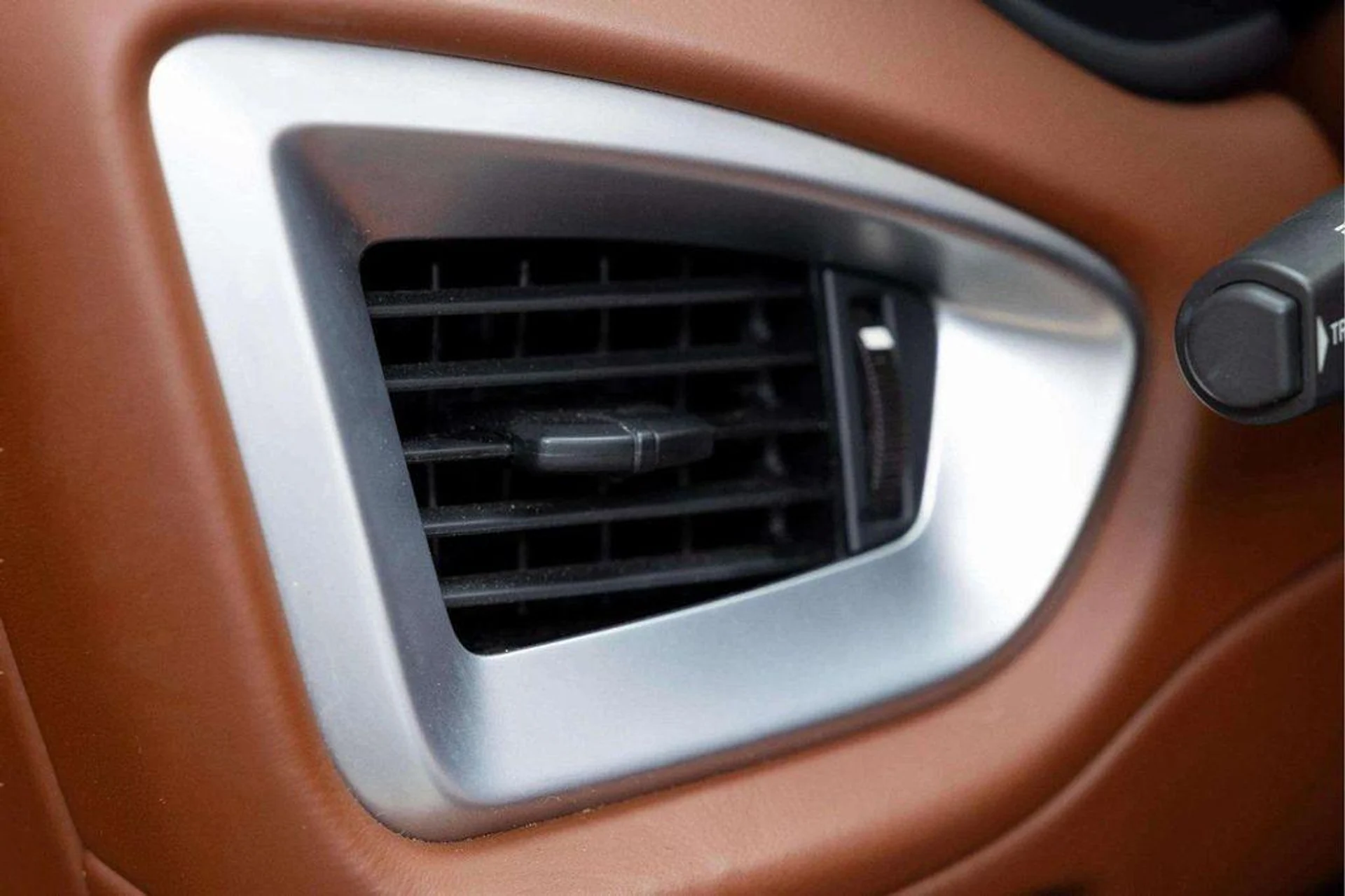 mph024_399685649_jfx_Sp1rg1f_B_Iuwu6_O2w_Pnygcg14_8290676b1e