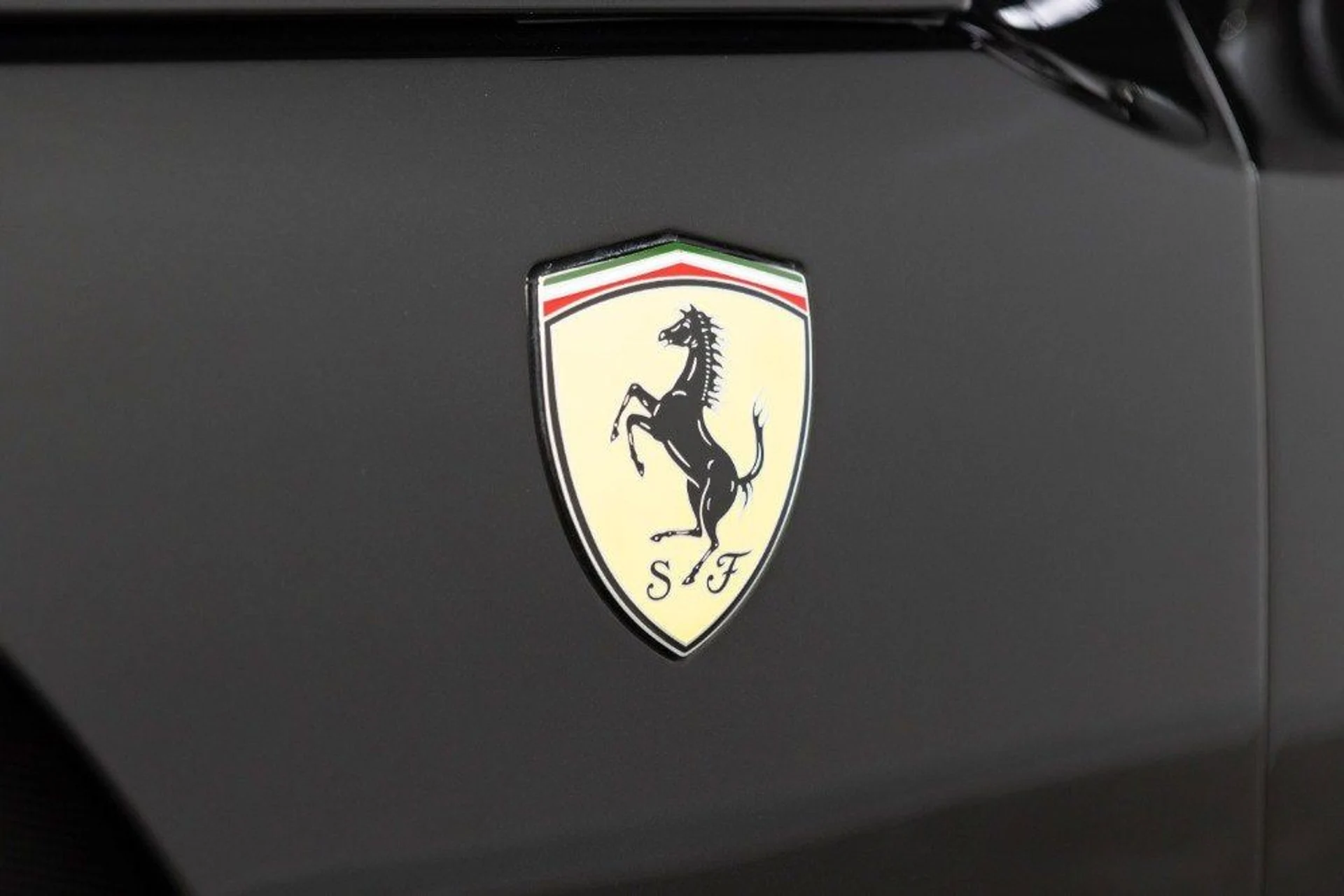 mph024_4005413340_dcbd417c88664eb8a8834bb0e7c2a3e8_edc4c22532