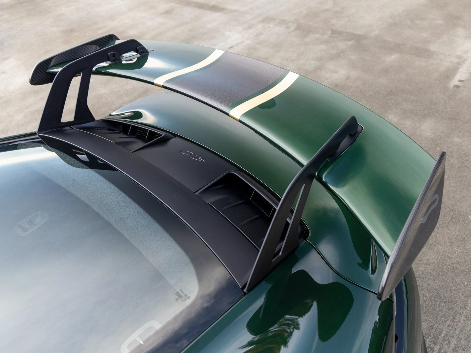 mph024_401804811_25_d49f1427db