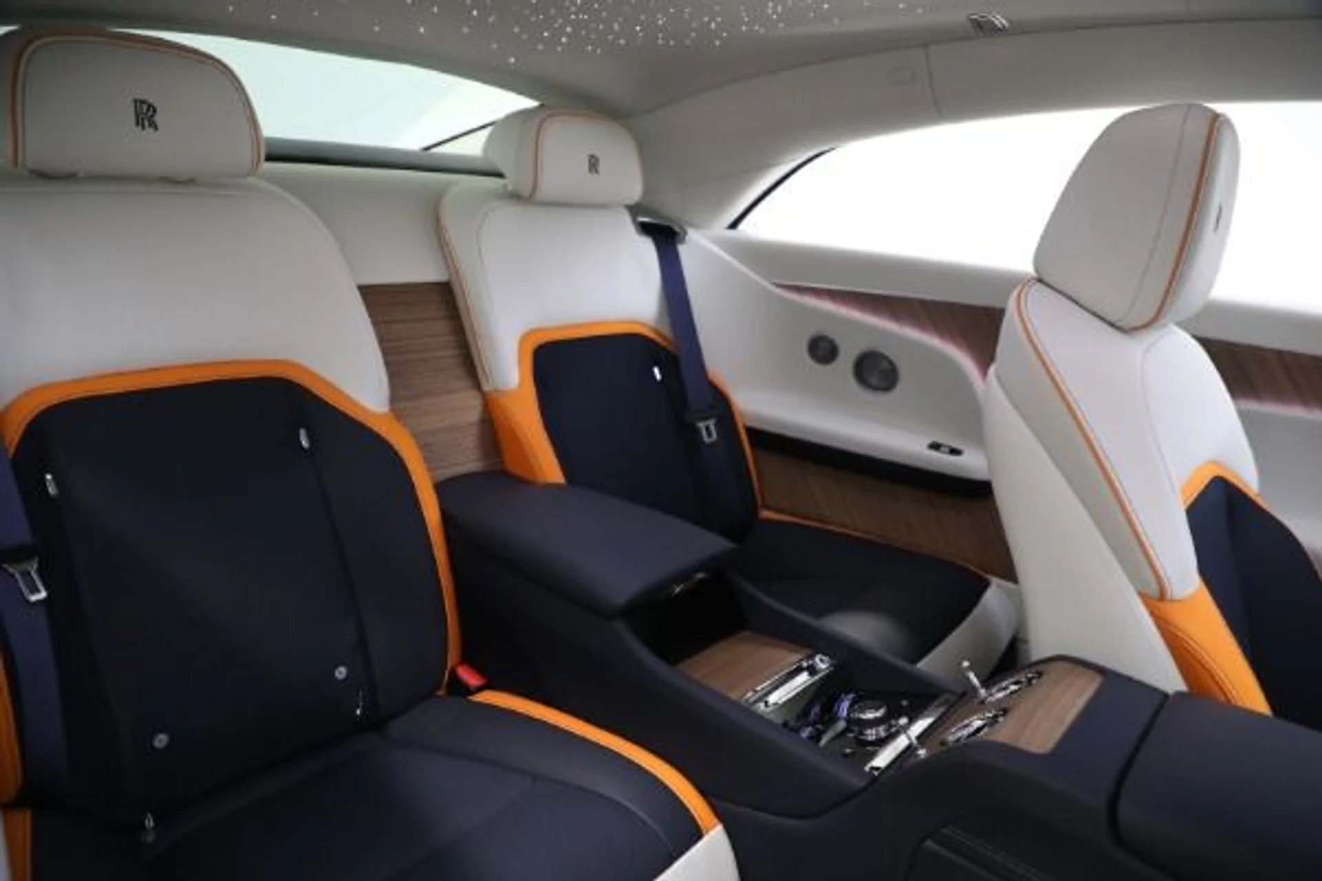 mph024_4021073465_New_2024_Rolls_Royce_Spectre_fdcb1175b3