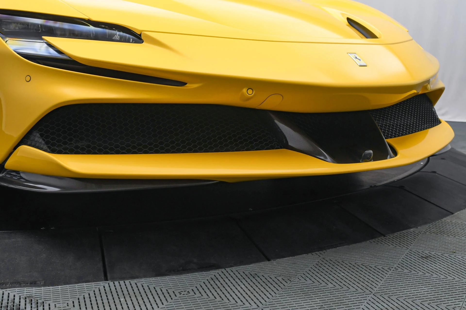 mph024_4024982229_Used_2023_Ferrari_SF_90_Spider_1745569080_bb5e5a654c