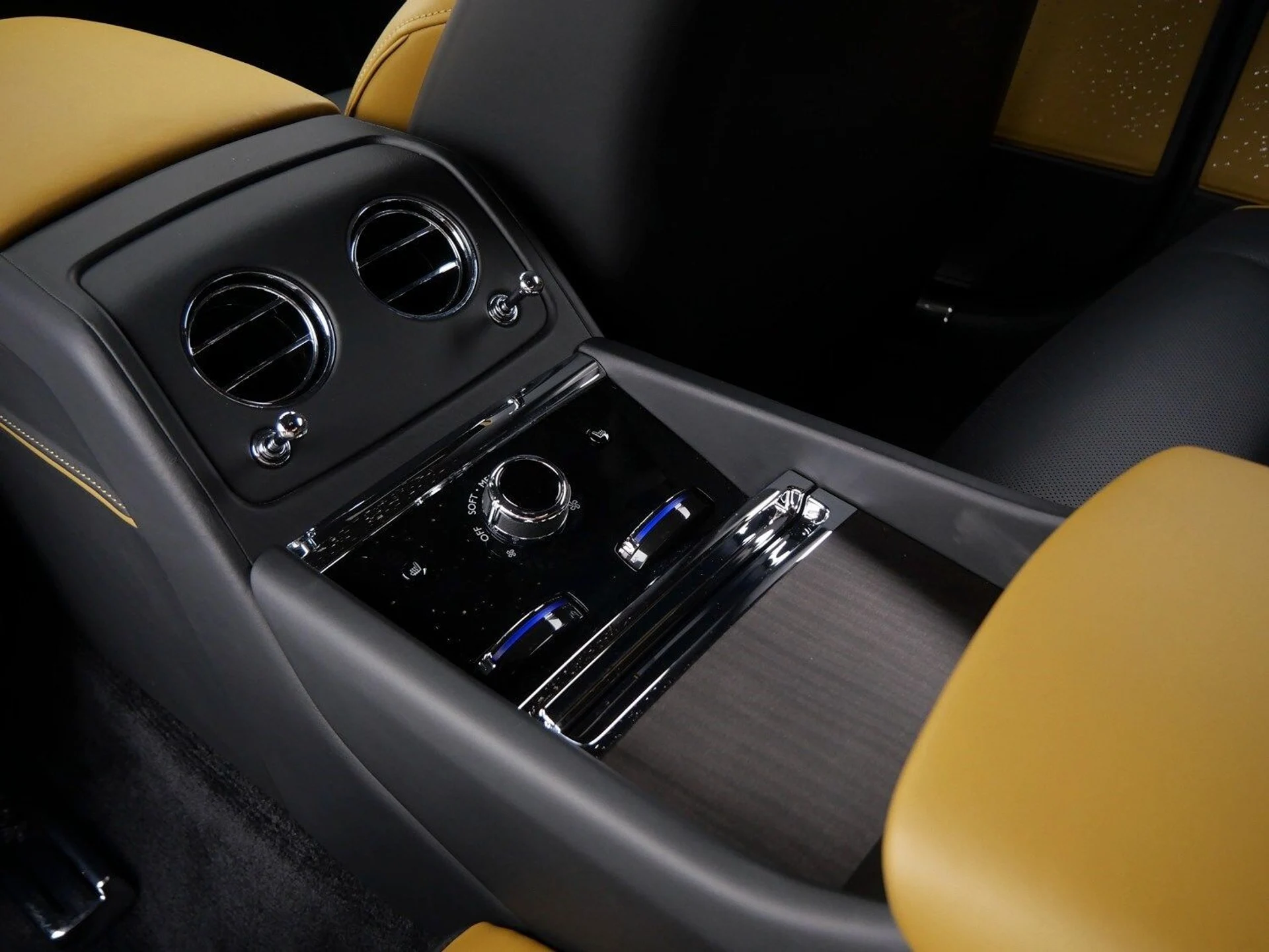 mph024_4025146738_ddd7ae95add9b1a61ba733c05ecd7031x_9f8d21e8e6