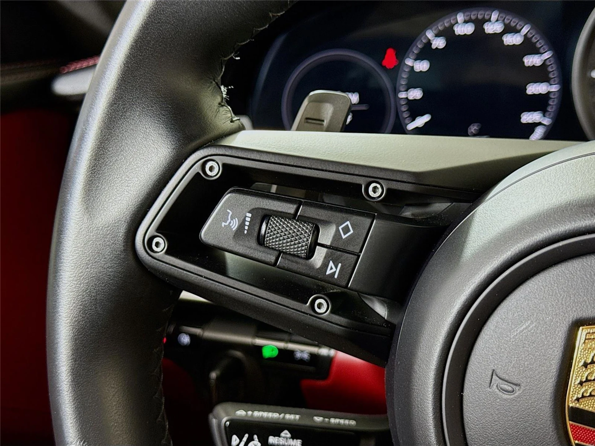 mph024_4028190936_b09da652b5f2c4d1670f3f4dcc454eaf_28ab860f63