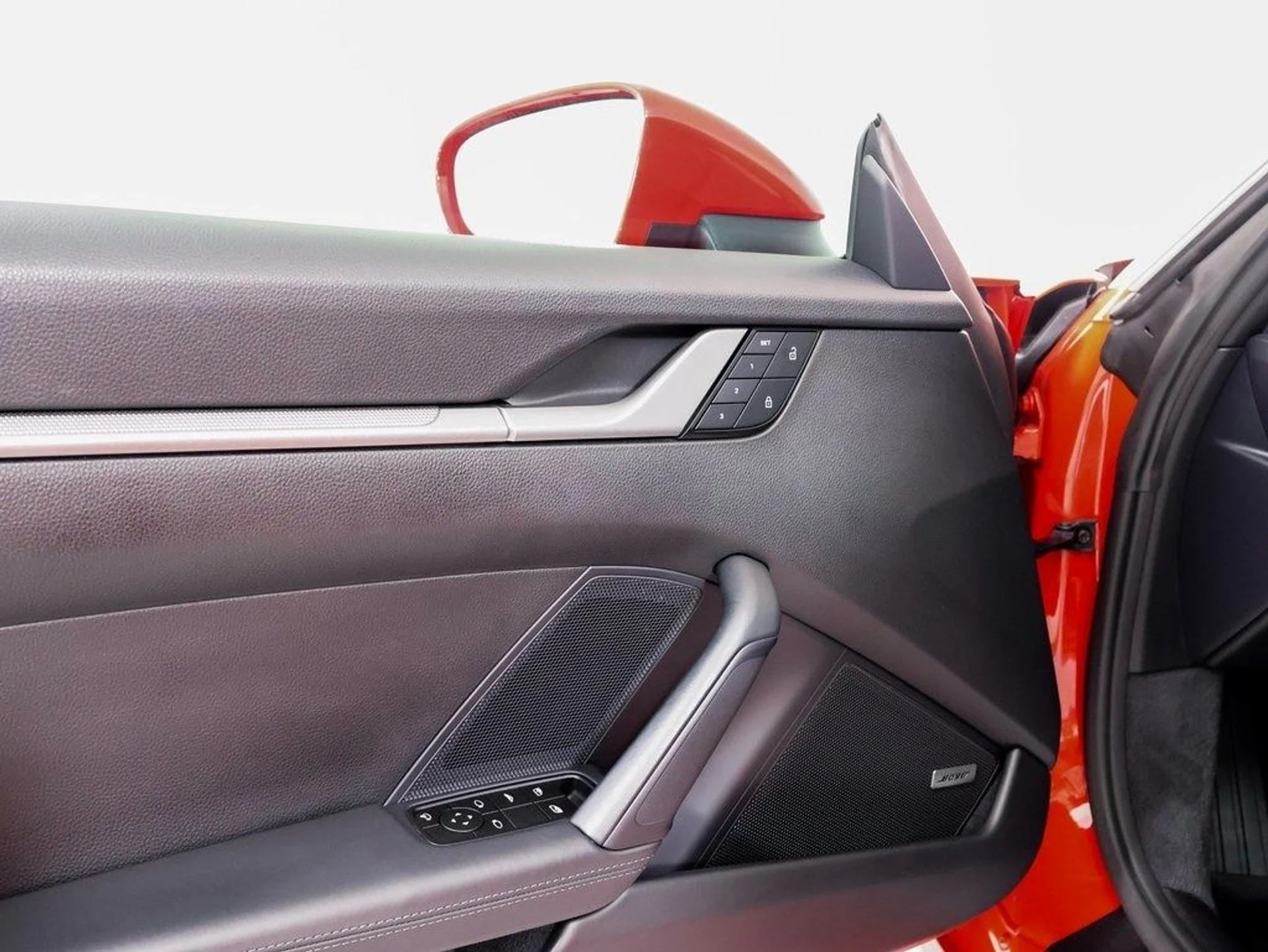 mph024_4032474671_55ebecce6be66b3935731386f0611696x_bbb0b71ea8