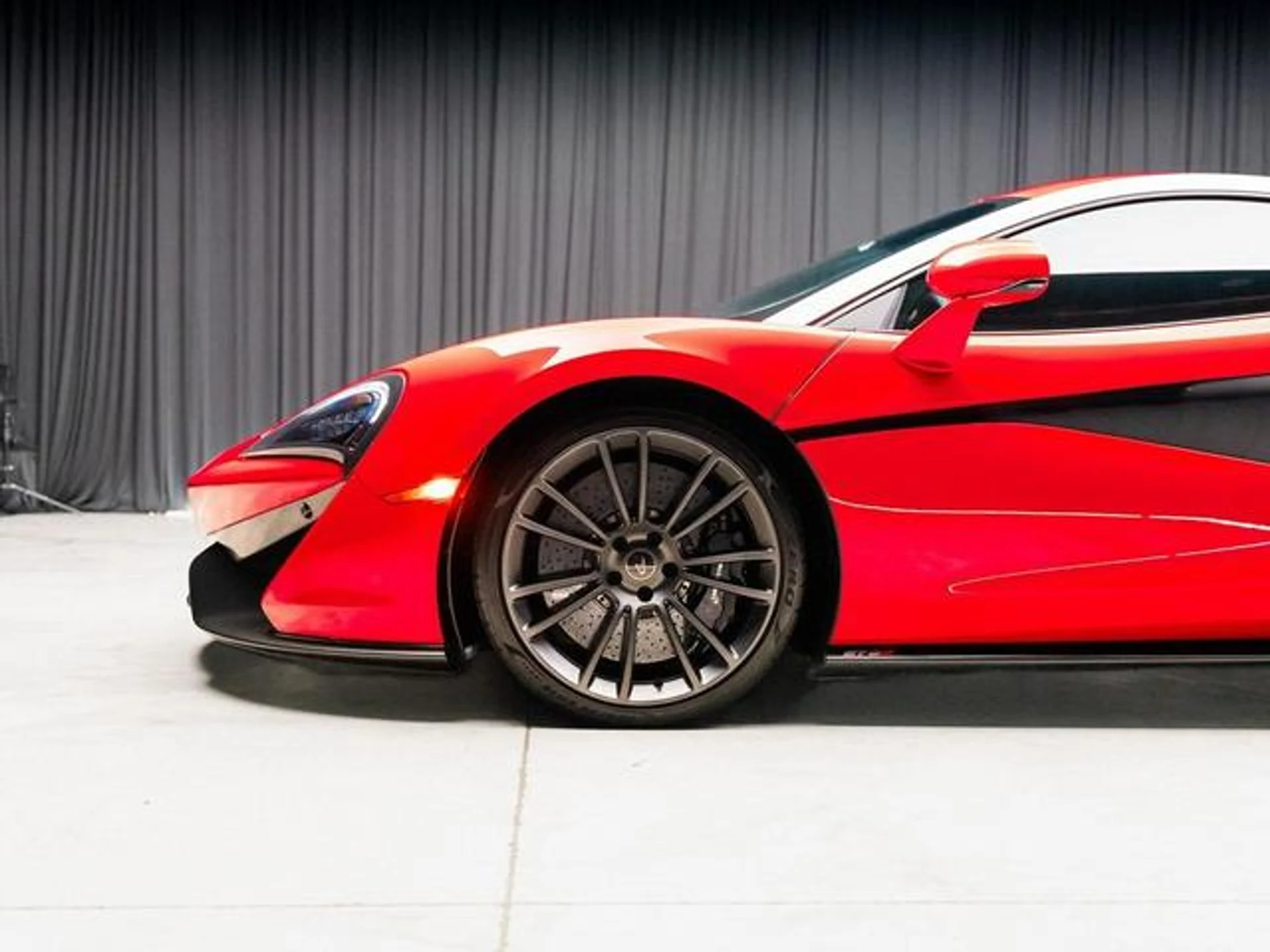 mph024_4033916381_X3vt_UWJETR_Xk_Iqb_C_Shxf_BW_4_N_T0_7aa7e3c2dc