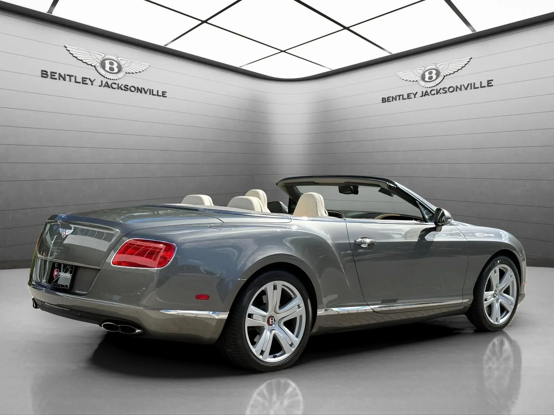 mph024_4038233725_048b99fffc224fc389675fca83ef40ba_0cbdff9271